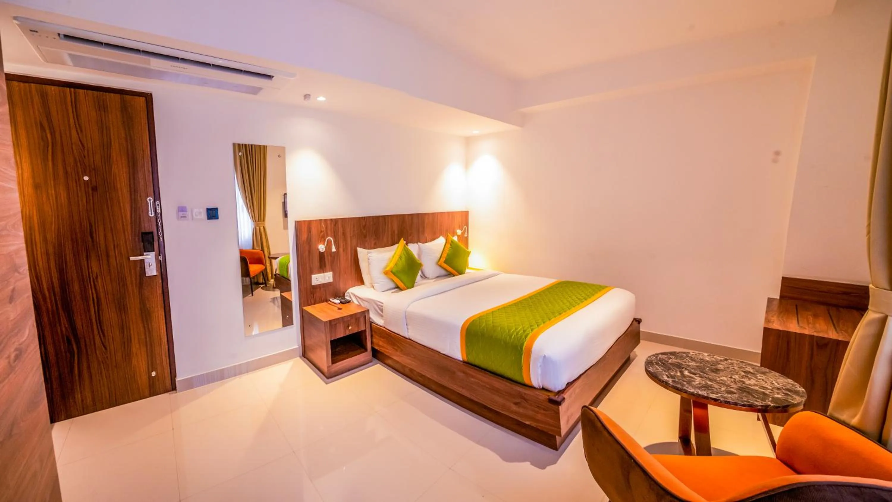 Superior Double Room - single occupancy in Hotel Seven Lights