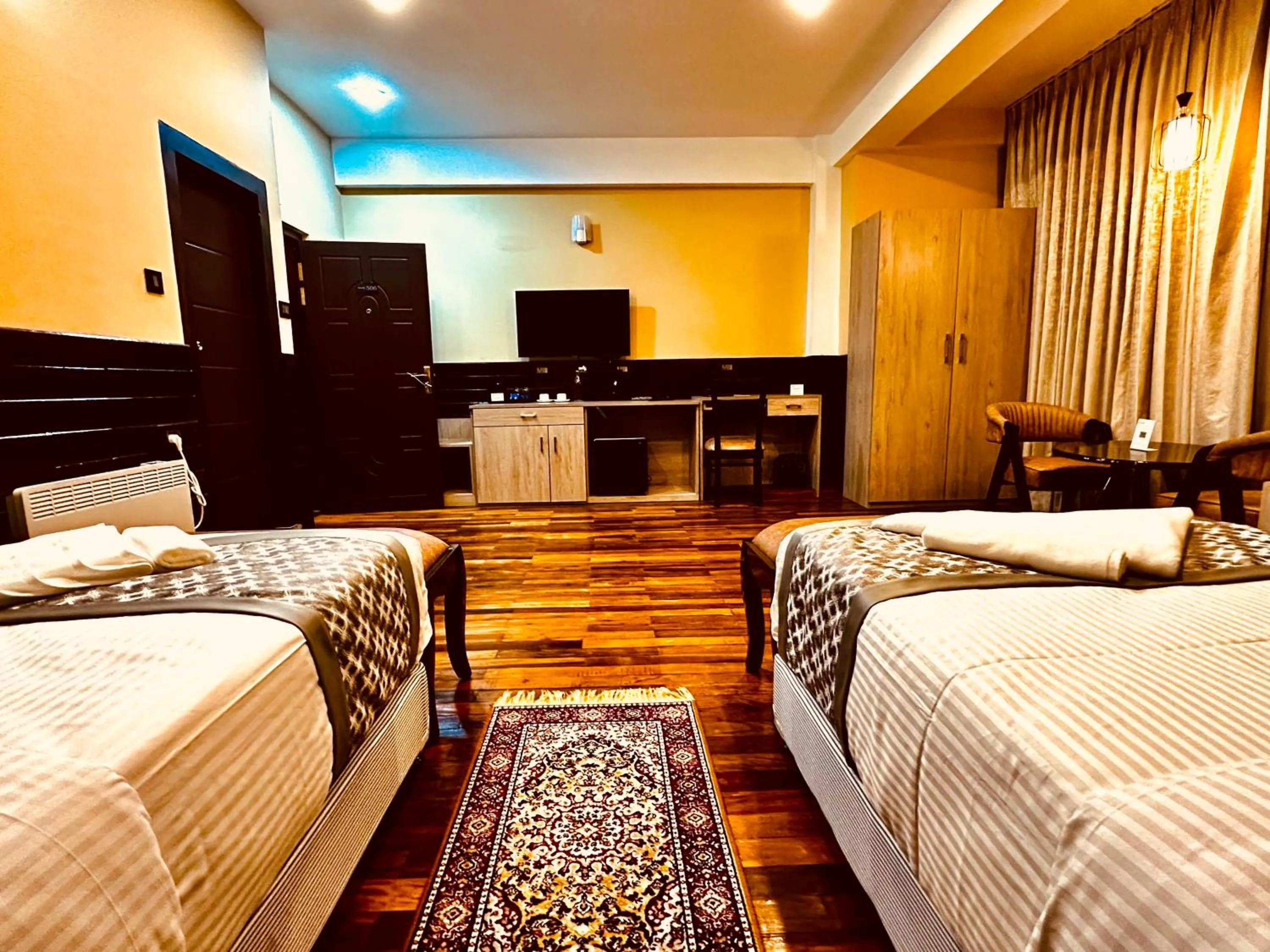 Deluxe Double or Twin Room - single occupancy in Silver Cloud Hotel