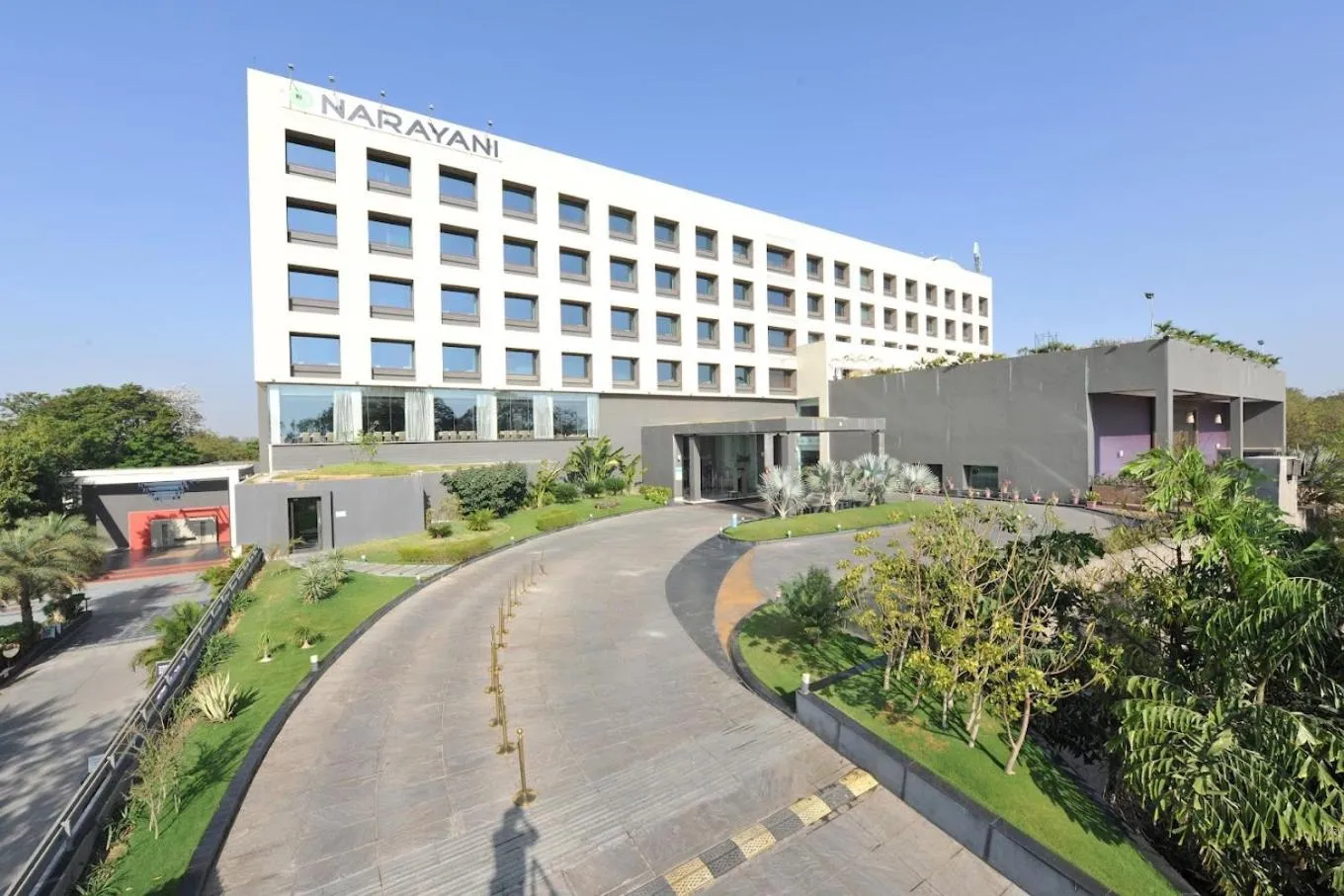 Narayani Heights Hotel &amp; Resort