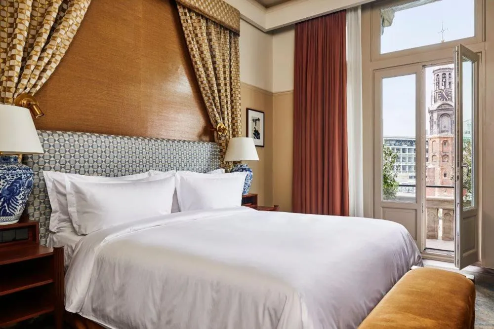 Junior Suite River View and Balcony in De L’Europe Amsterdam – The Leading Hotels of the World