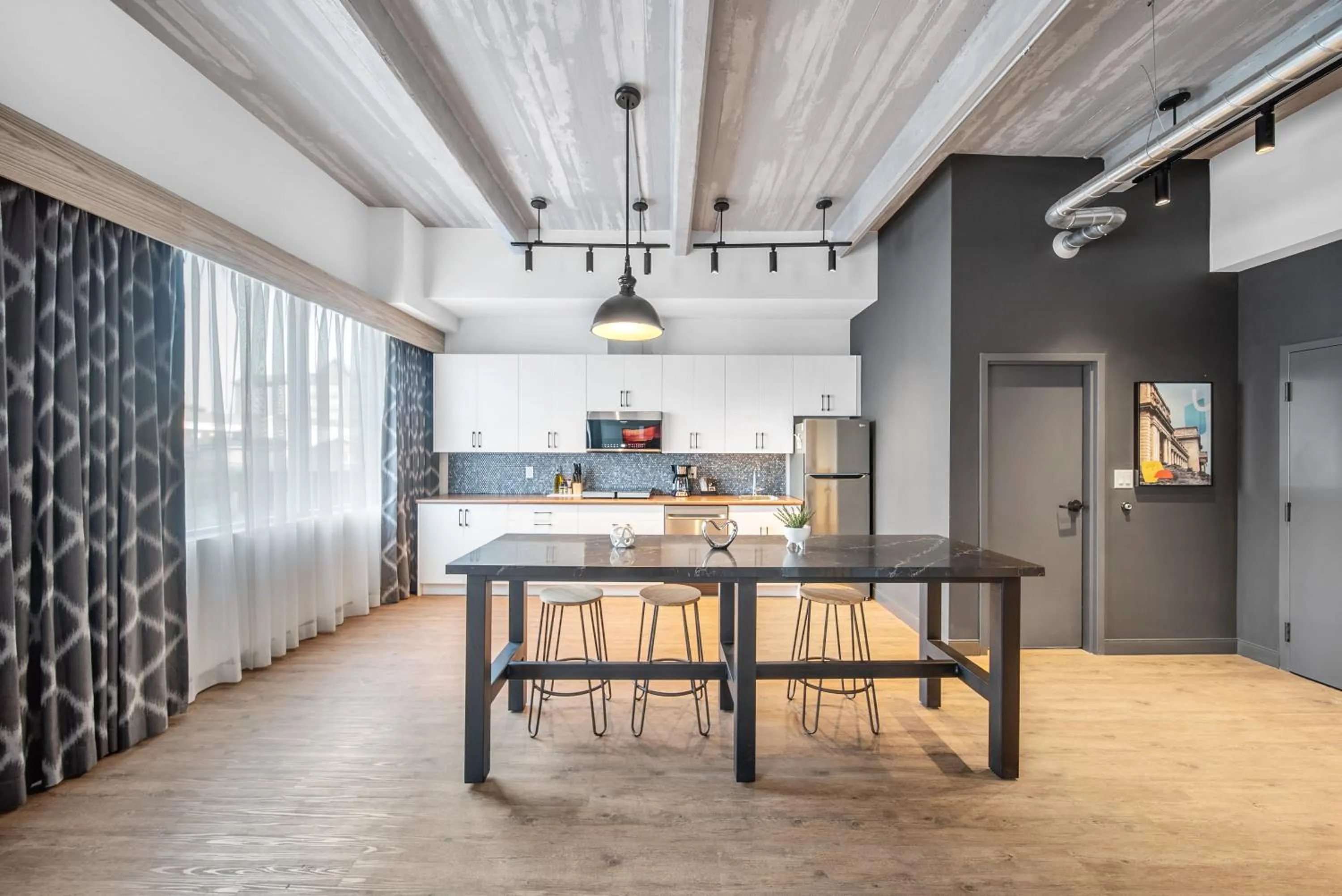 Executive Suite in Cannery Lofts Niagara