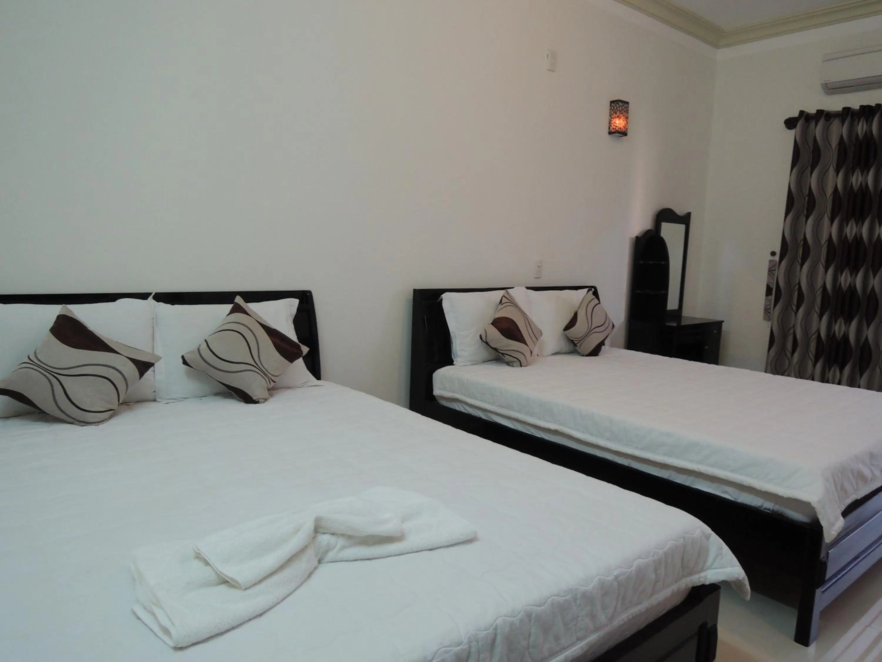 Quadruple Room in Phuong Tay Guest House