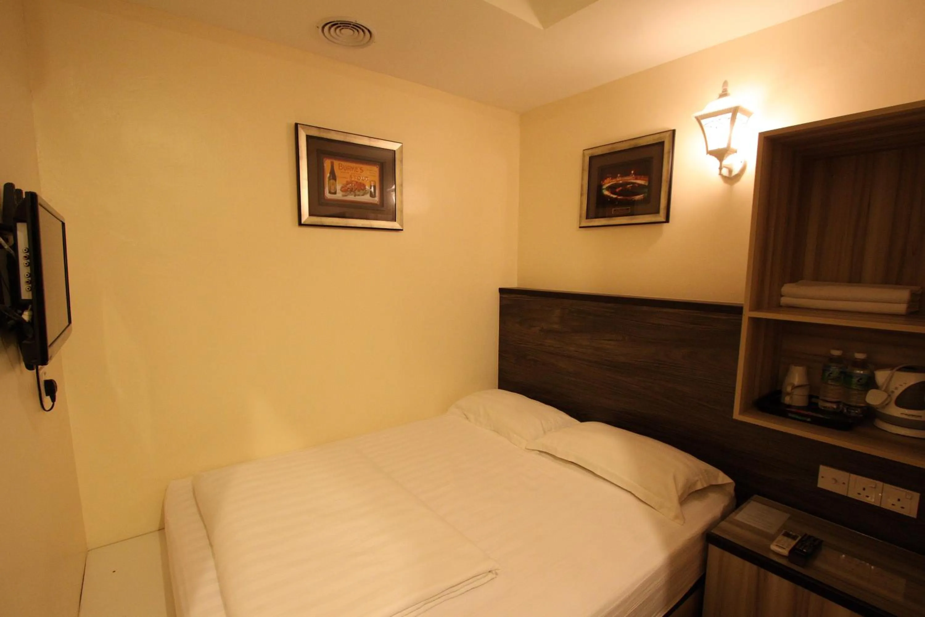 Small Double Room in Shamrock Guest House