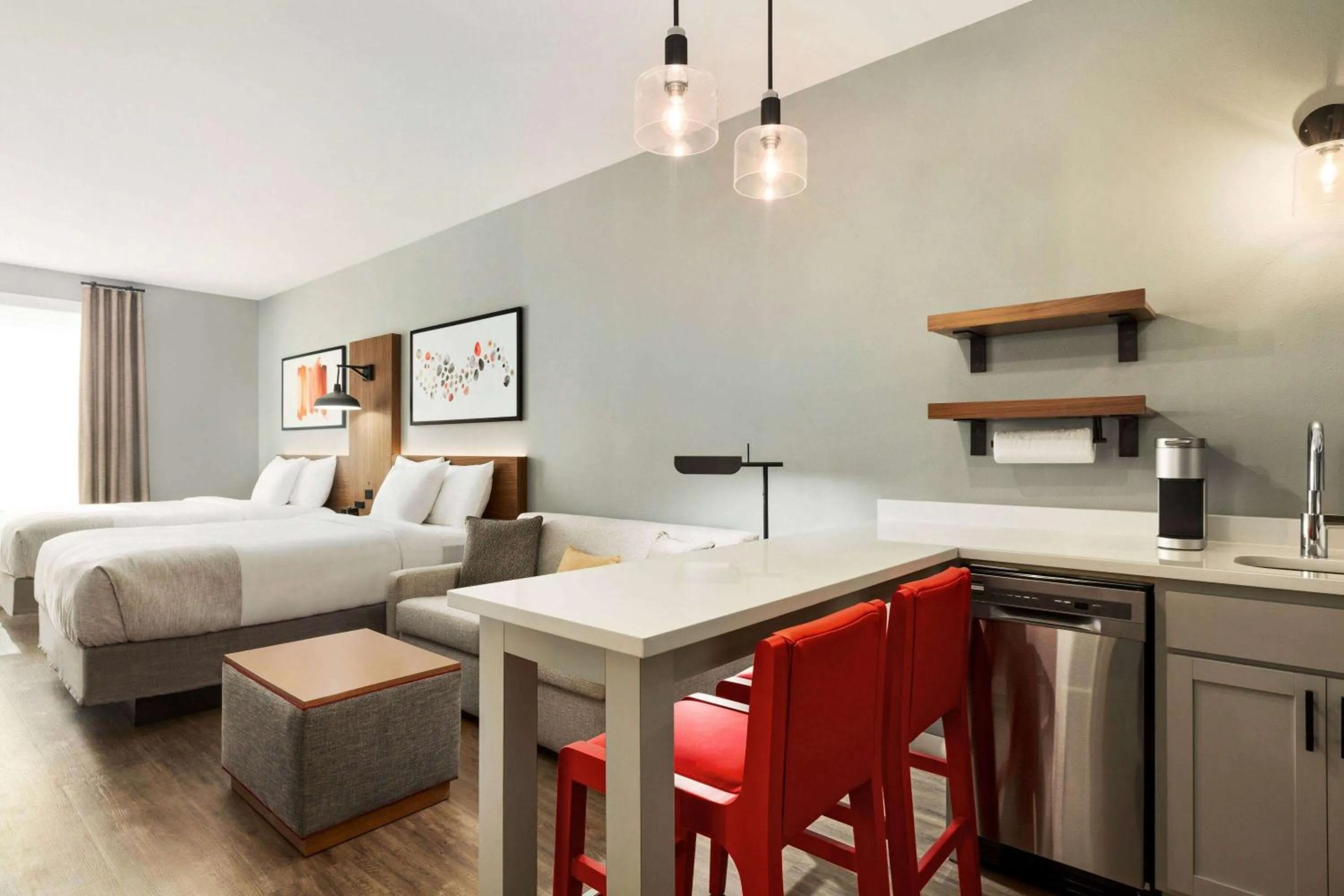 Queen Suite with Two Queen Beds, Mobility/Hearing Access and Roll-In Shower, Non-Smoking in Hawthorn Extended Stay by Wyndham Mount Laurel Moorestown