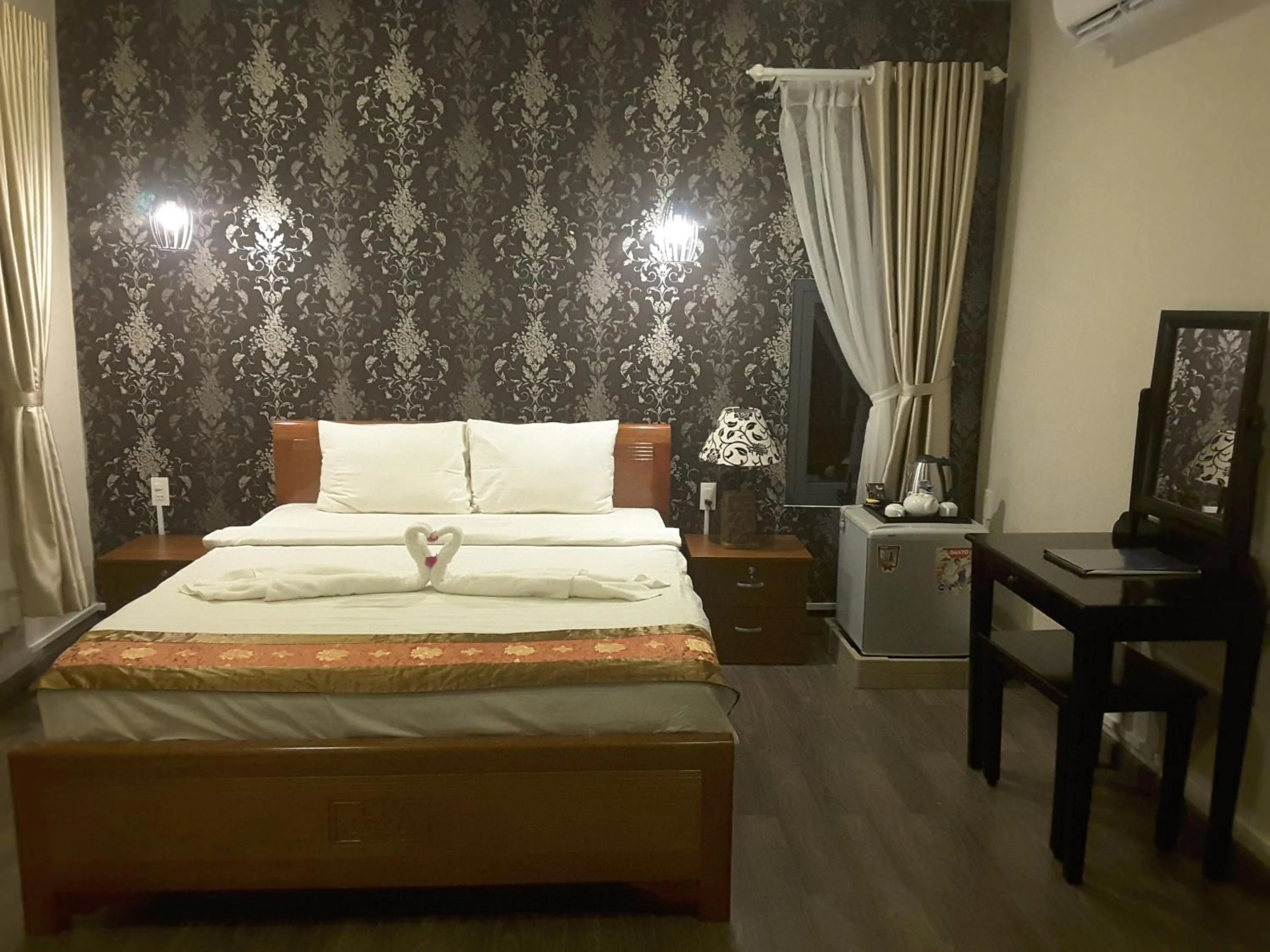 Double Room with Balcony in Rang Garden Beach Side