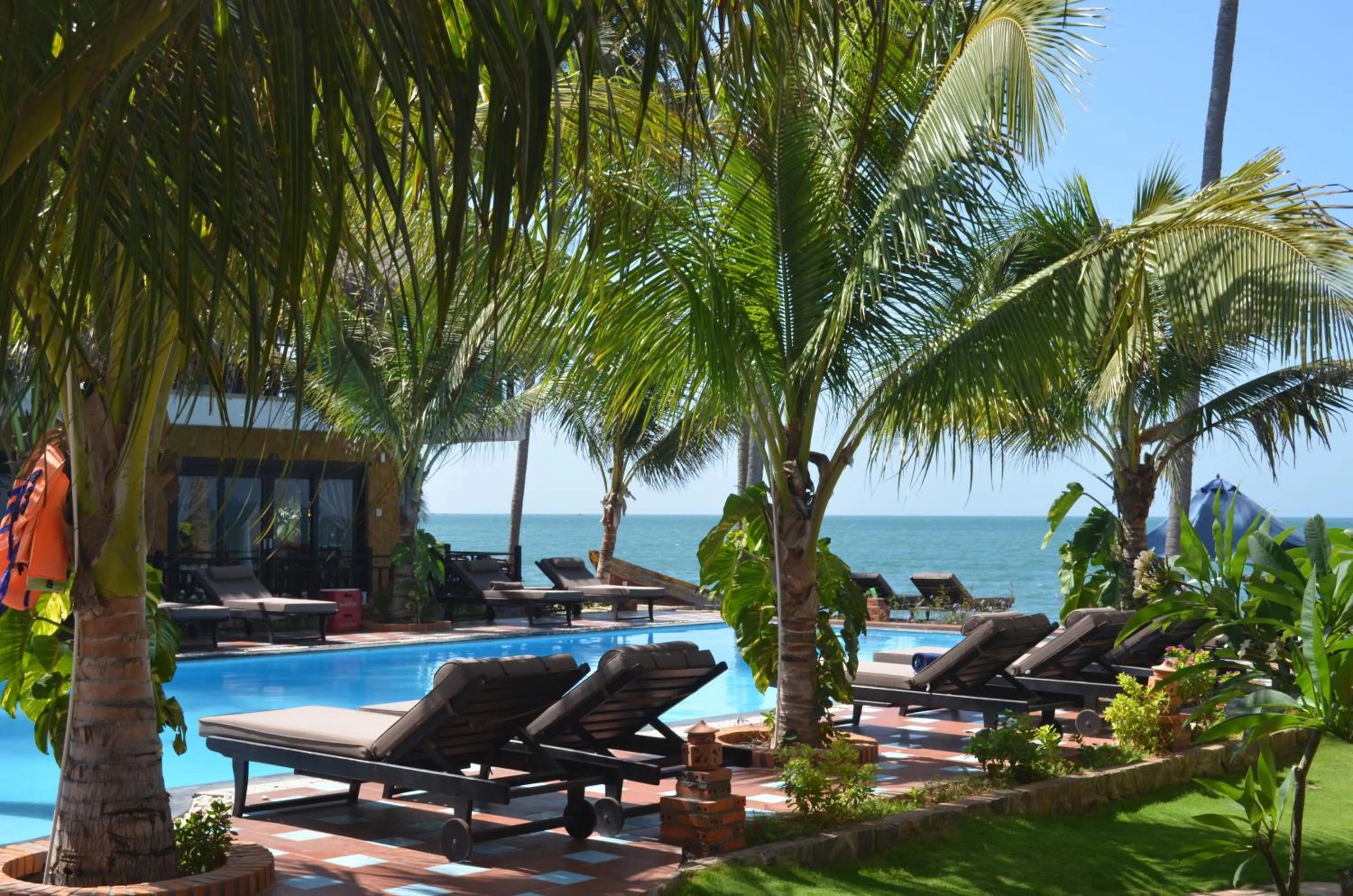 Standard Quadruple Room with Pool View in Rang Garden Beach Side