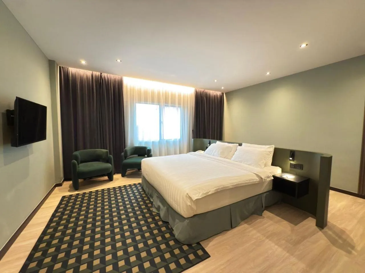 Emerald Room - Newly Renovated in Crystal Crown Hotel Kuala Lumpur