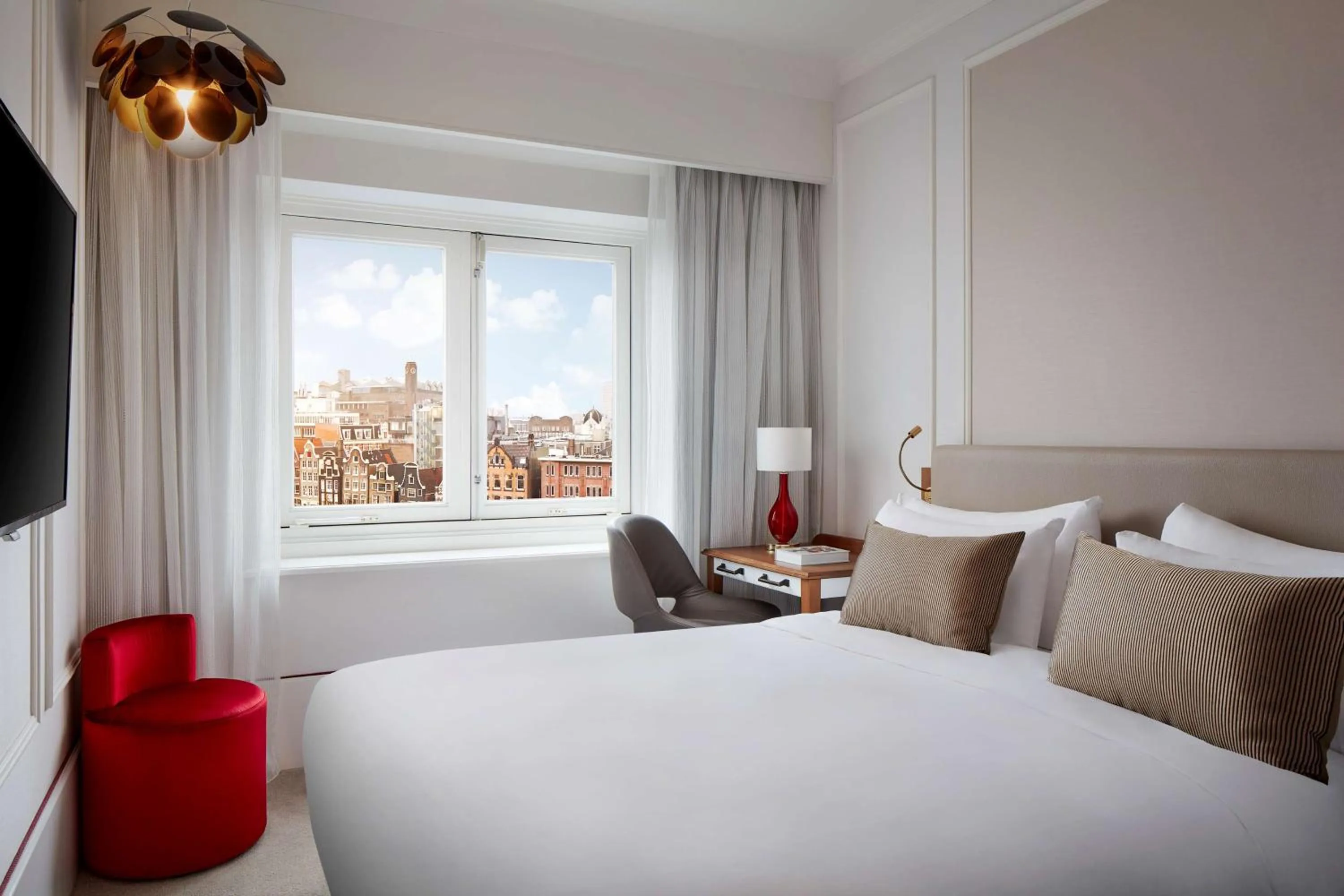 Superior Room Canal View with Balcony in Tivoli Doelen Amsterdam Hotel