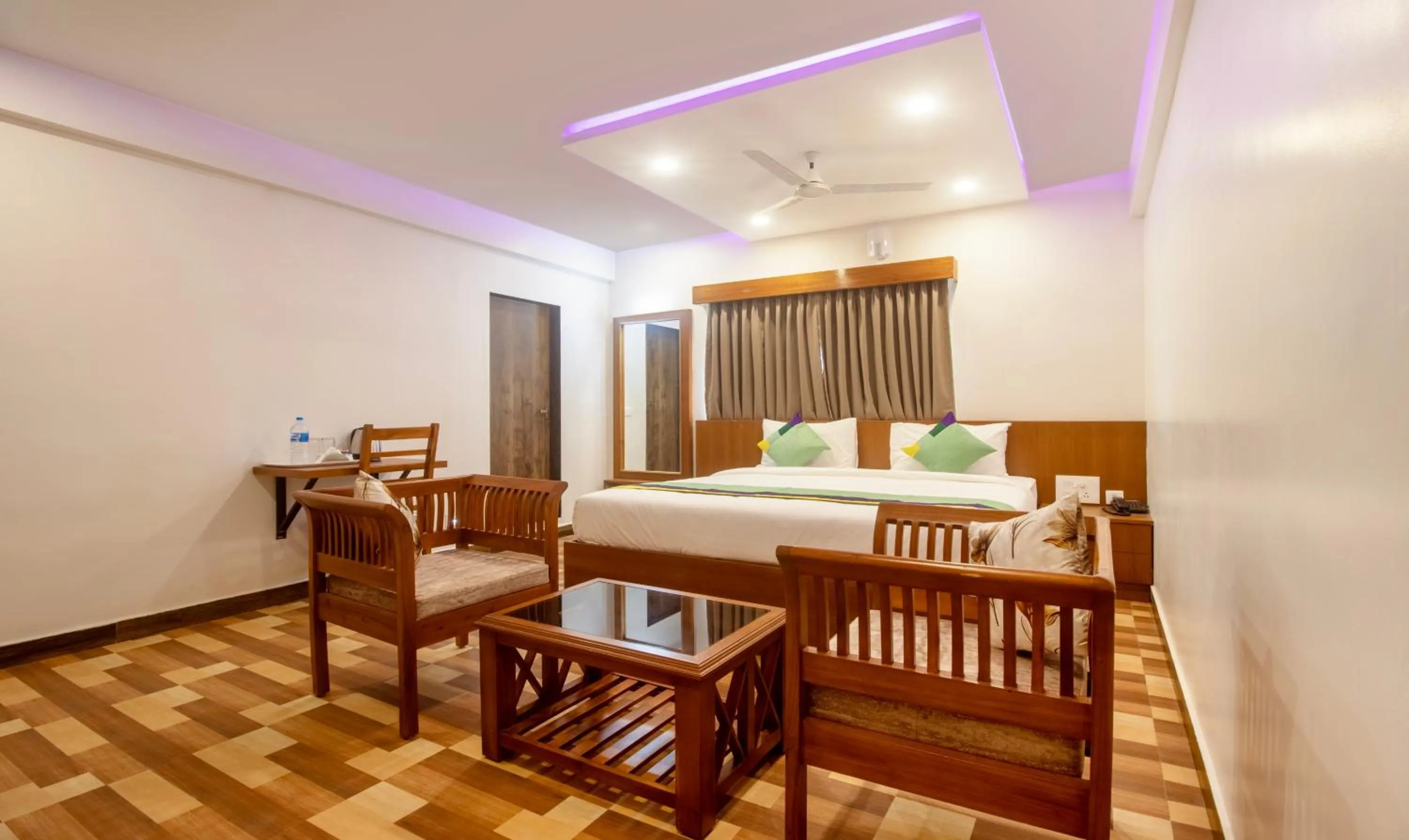 Standard Double Room - single occupancy in Treebo Elite Plaza, 700 Mtrs From Madikeri Fort