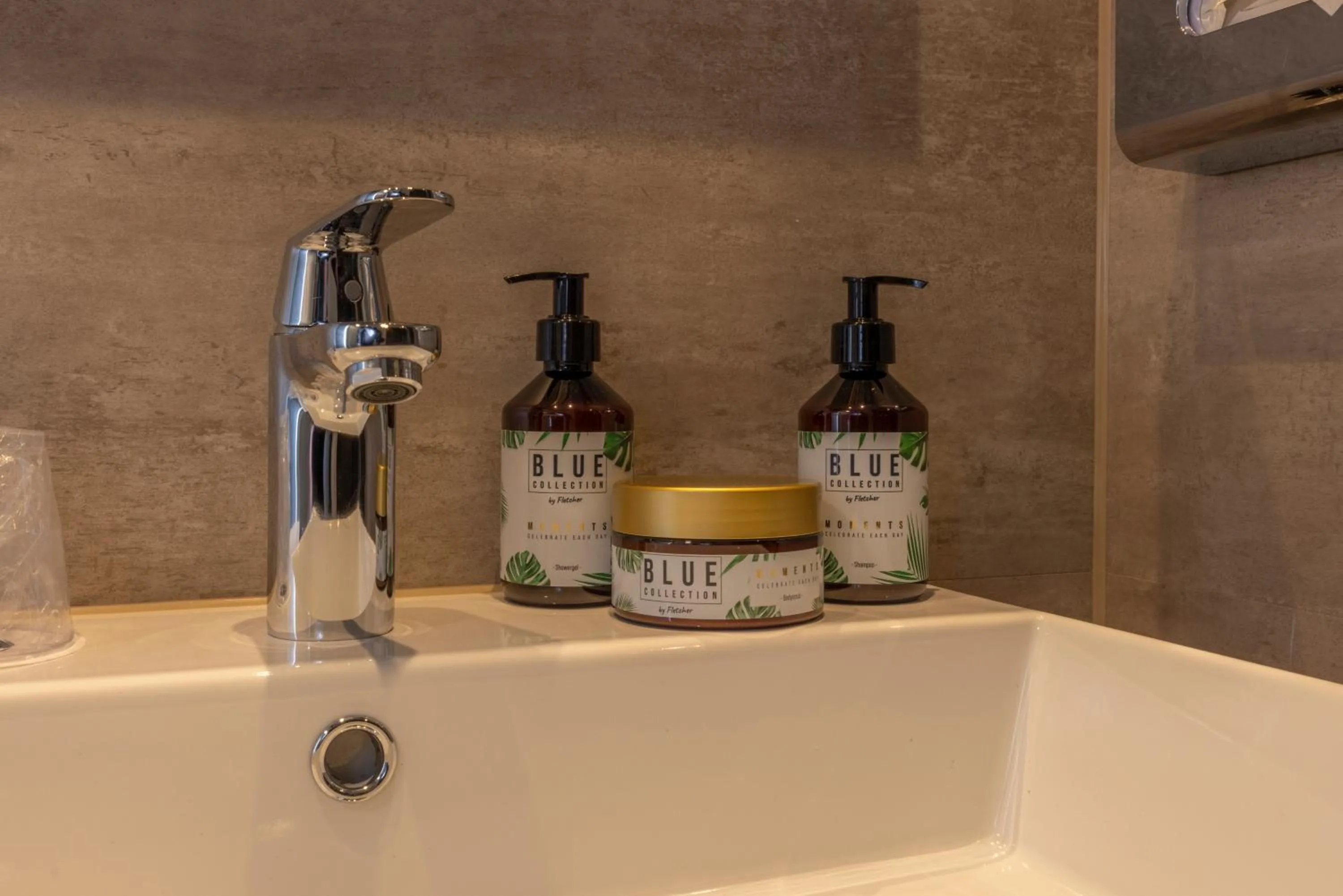 Comfort Double Room with Terrace in Fletcher Hotel Restaurant Hellendoorn