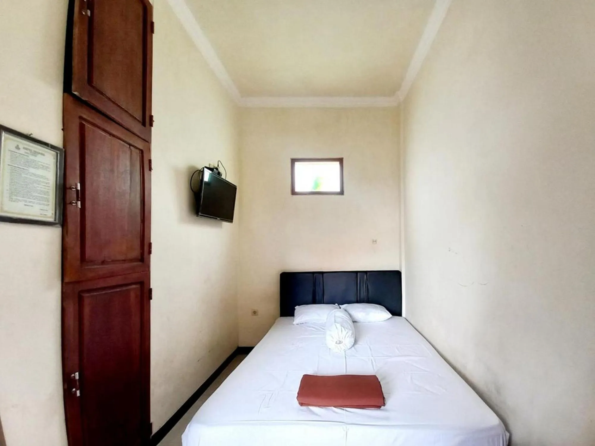 Single Room - single occupancy in Griya Juanda Syariah near RS Dharma Husada Probolinggo Mitra RedDoorz