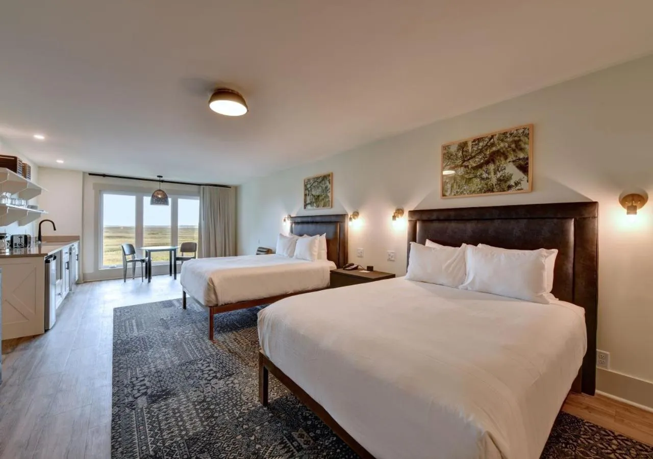 Queen Studio in Sea Palms Resort