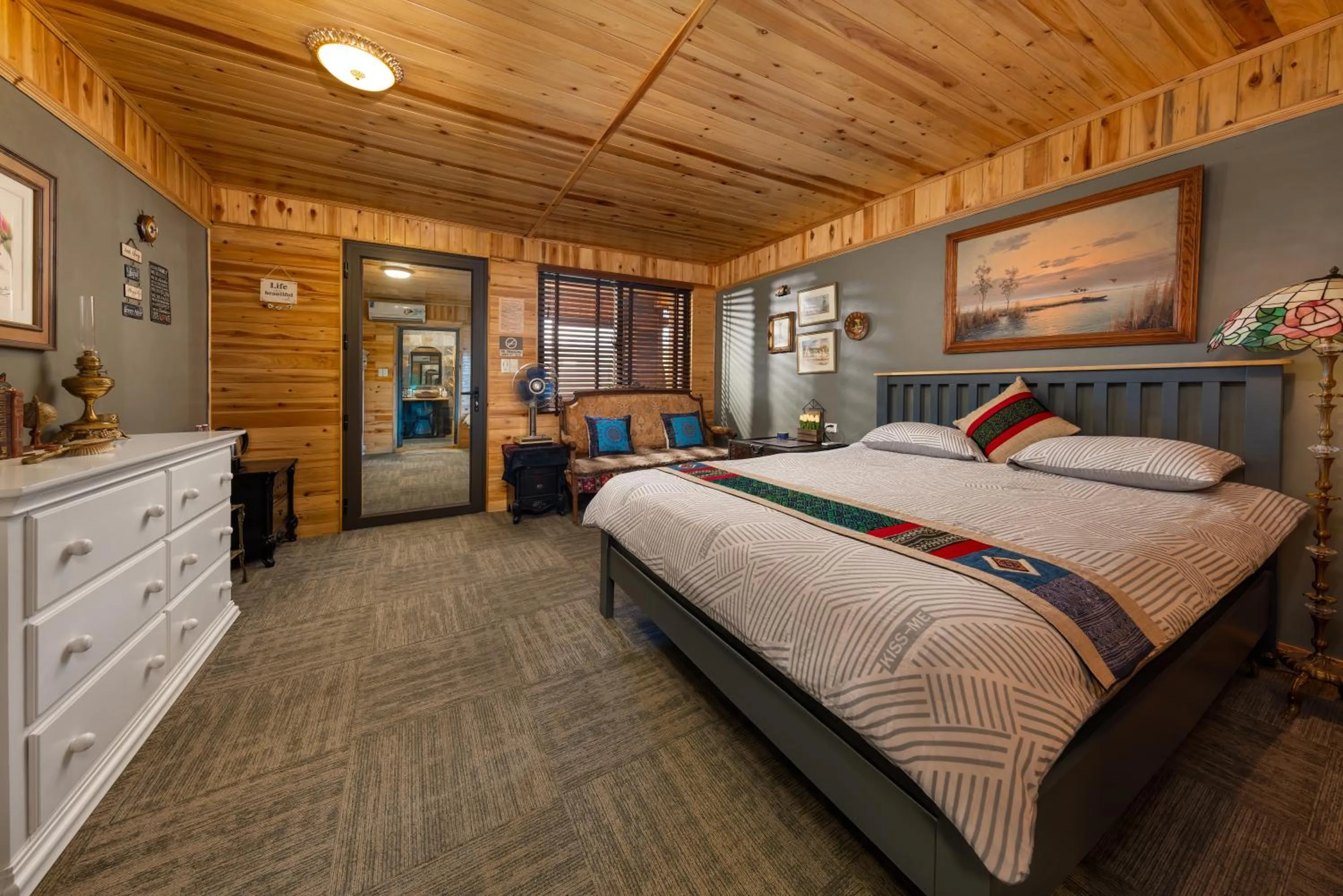 Double Room with Mountain View - single occupancy in Ta Phin Cottage