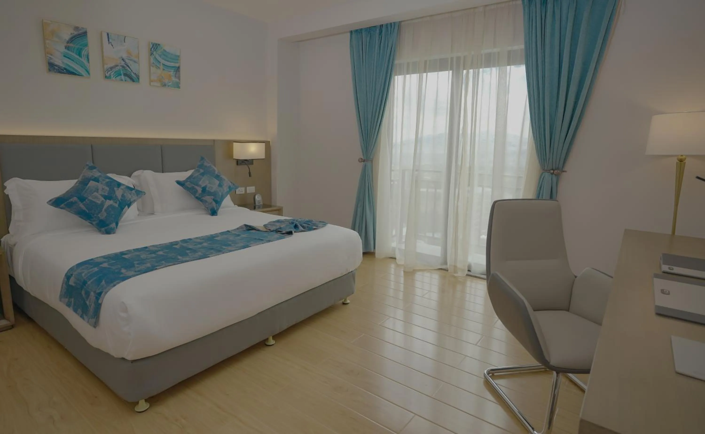 Standard King Room in Stay Easy Plus Hotel