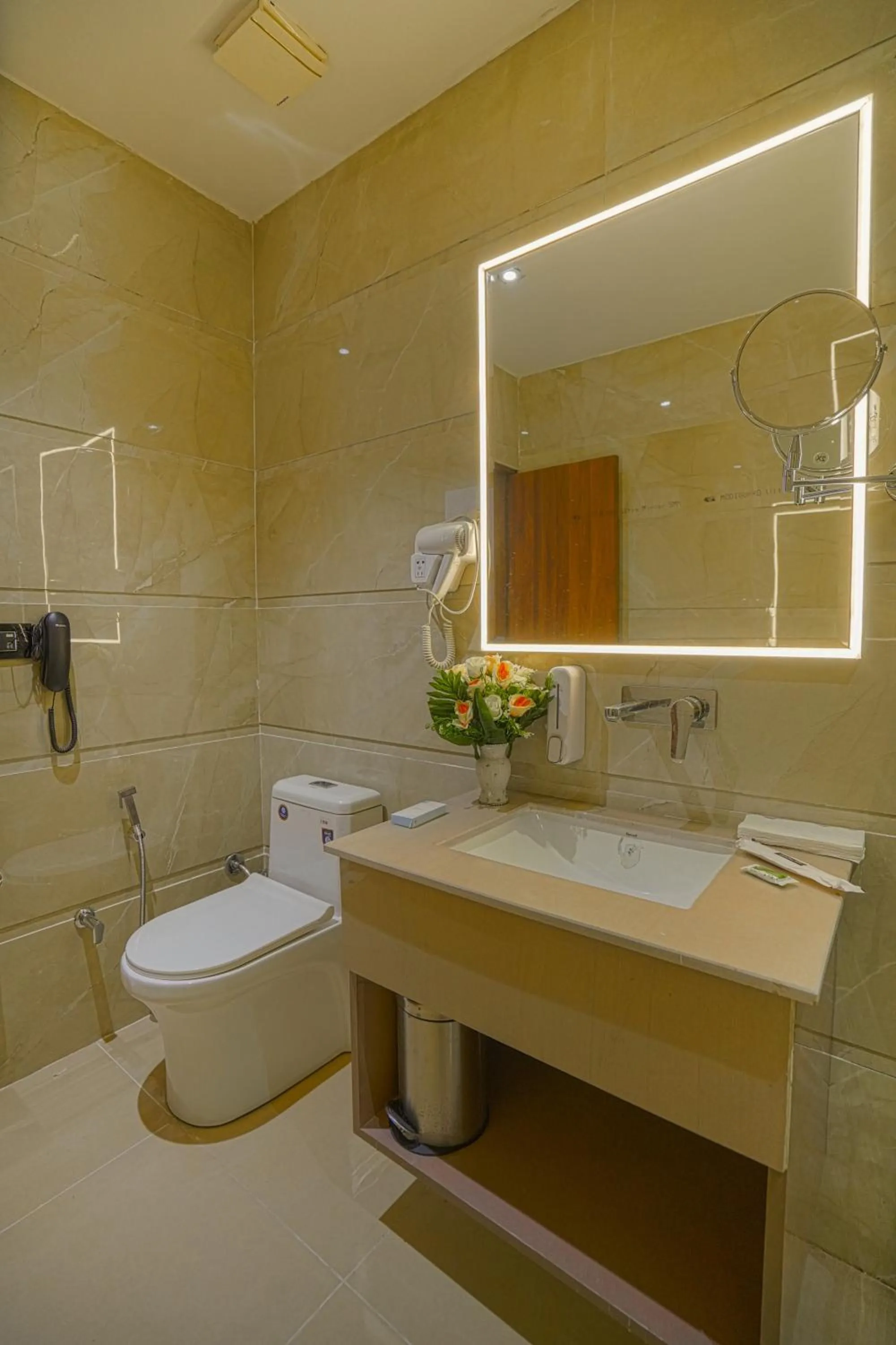 Deluxe Room in Hotel Escala By Levelup