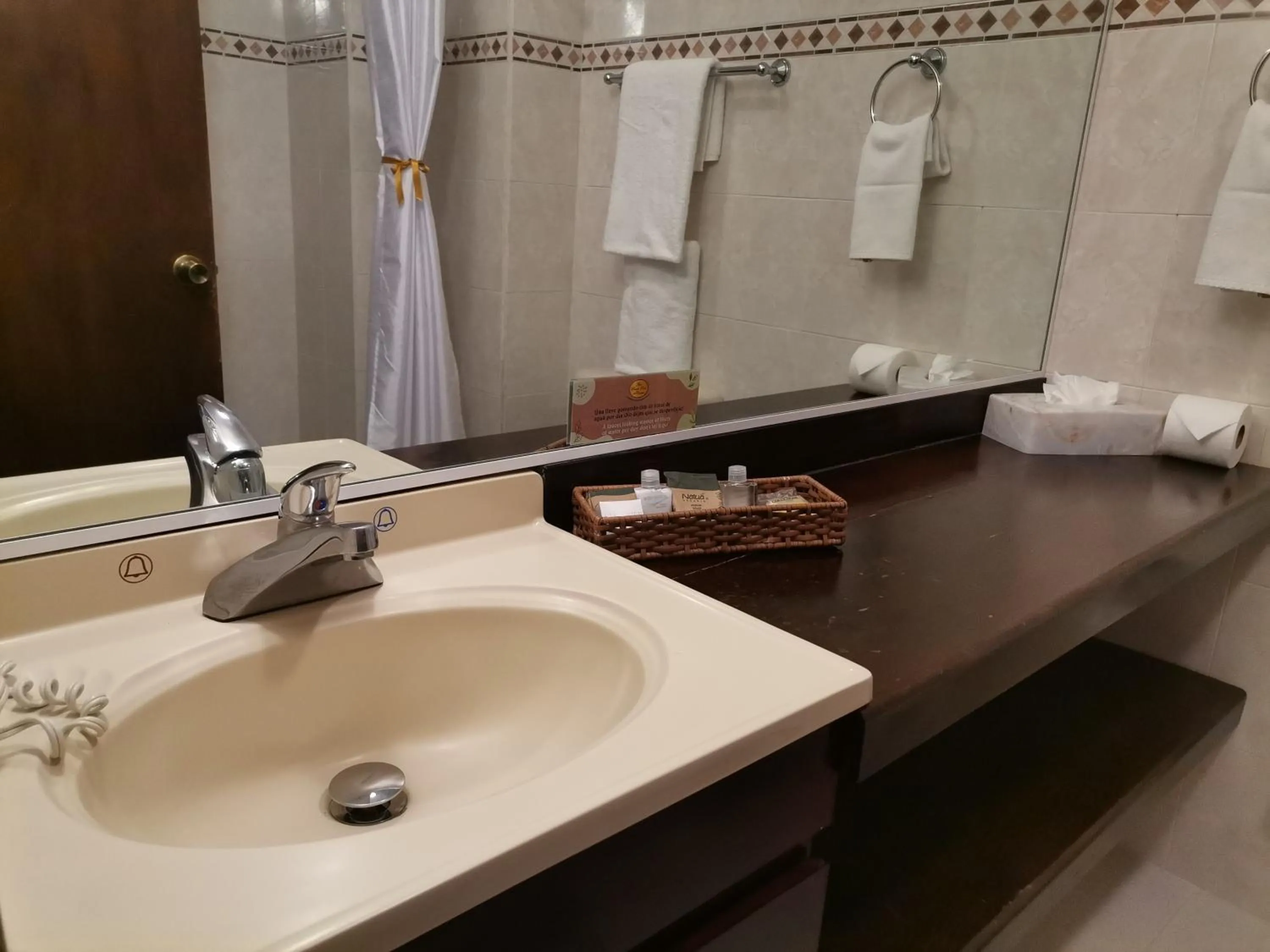 Deluxe Twin Room in Posada Real de Chiapas