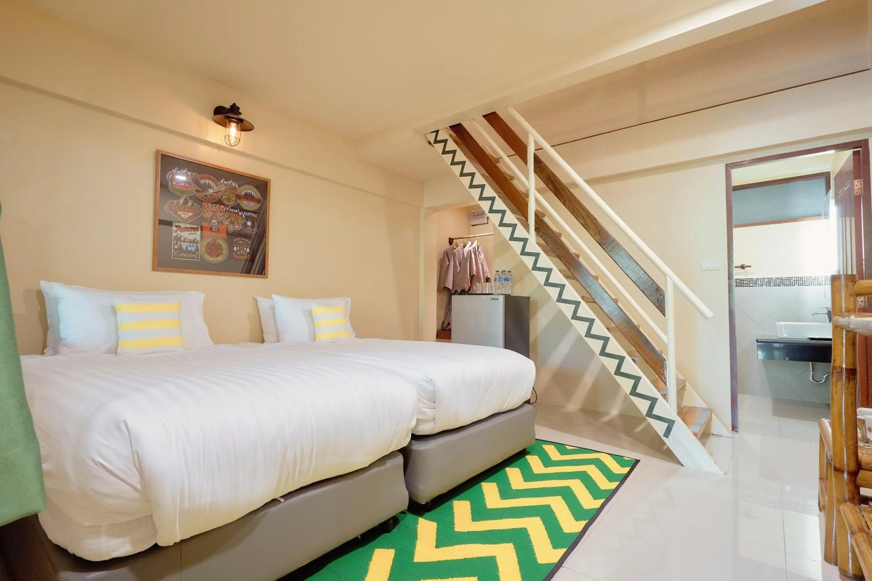 Family Room with Garden View in Sawasdee Lagoon Camping & Restaurant