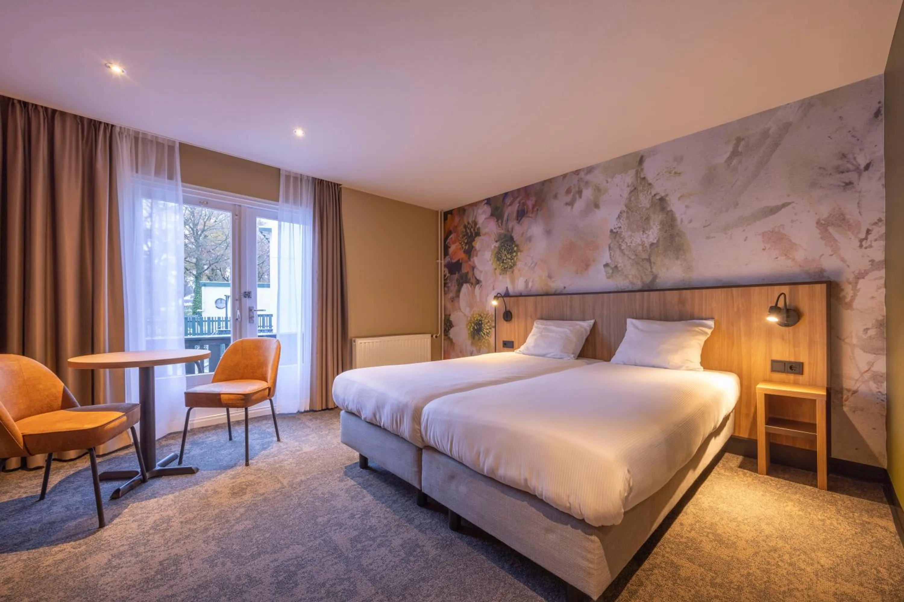 Small Double Room in Fletcher Hotel-Restaurant Klein Zwitserland