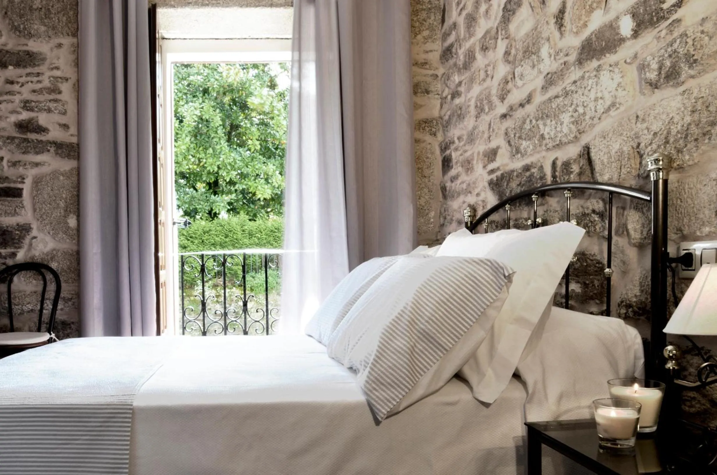 Budget Room in Sete Artes by Como en Casa