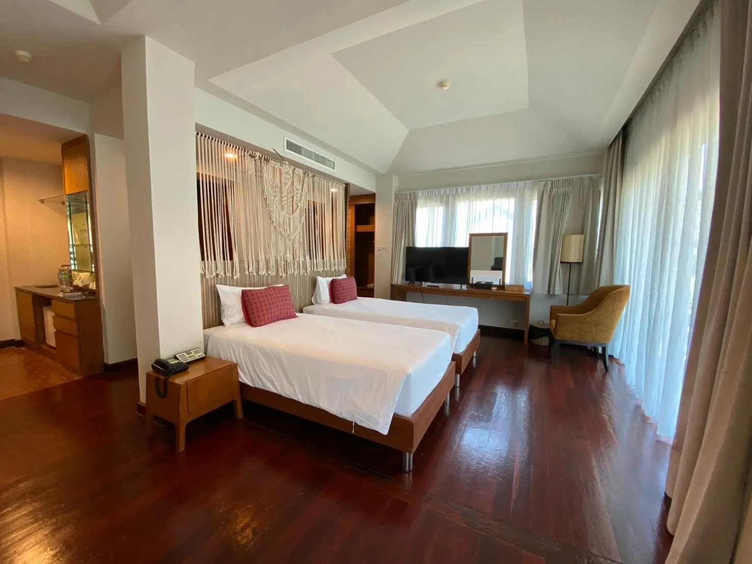 Patra Junior Garden View Suite in Patravana Resort