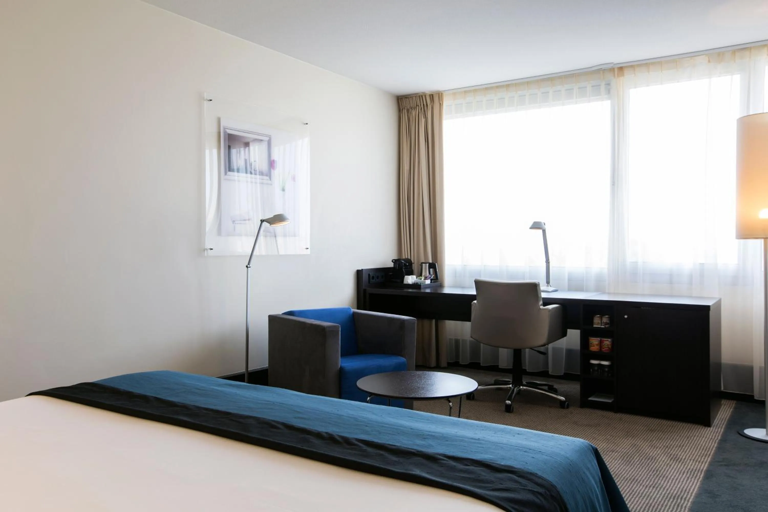 Premium King Room with City View in Holiday Inn Eindhoven Centre by IHG