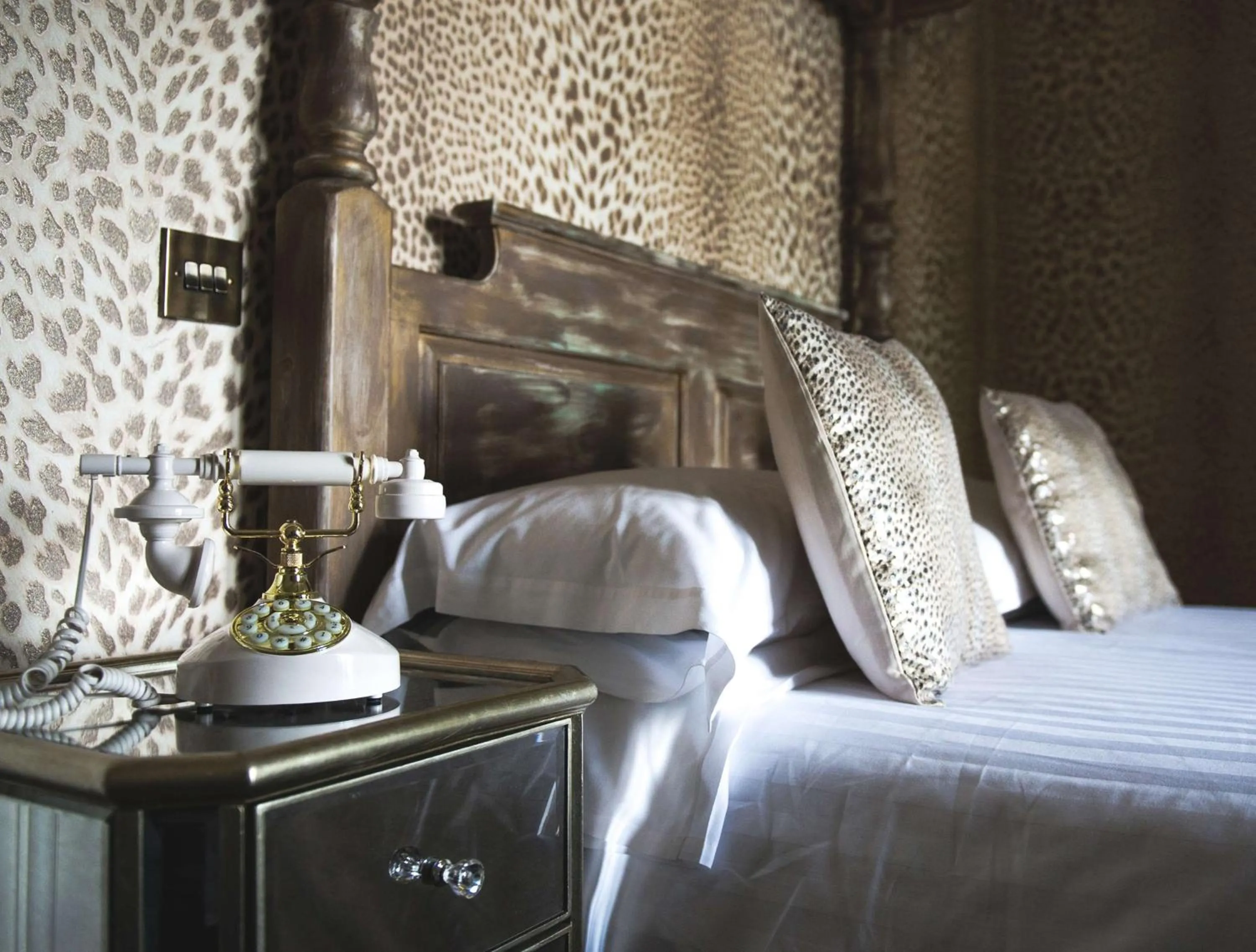 Executive Queen Room in Oaklands Hall Hotel Sure Hotel Collection by Best Western