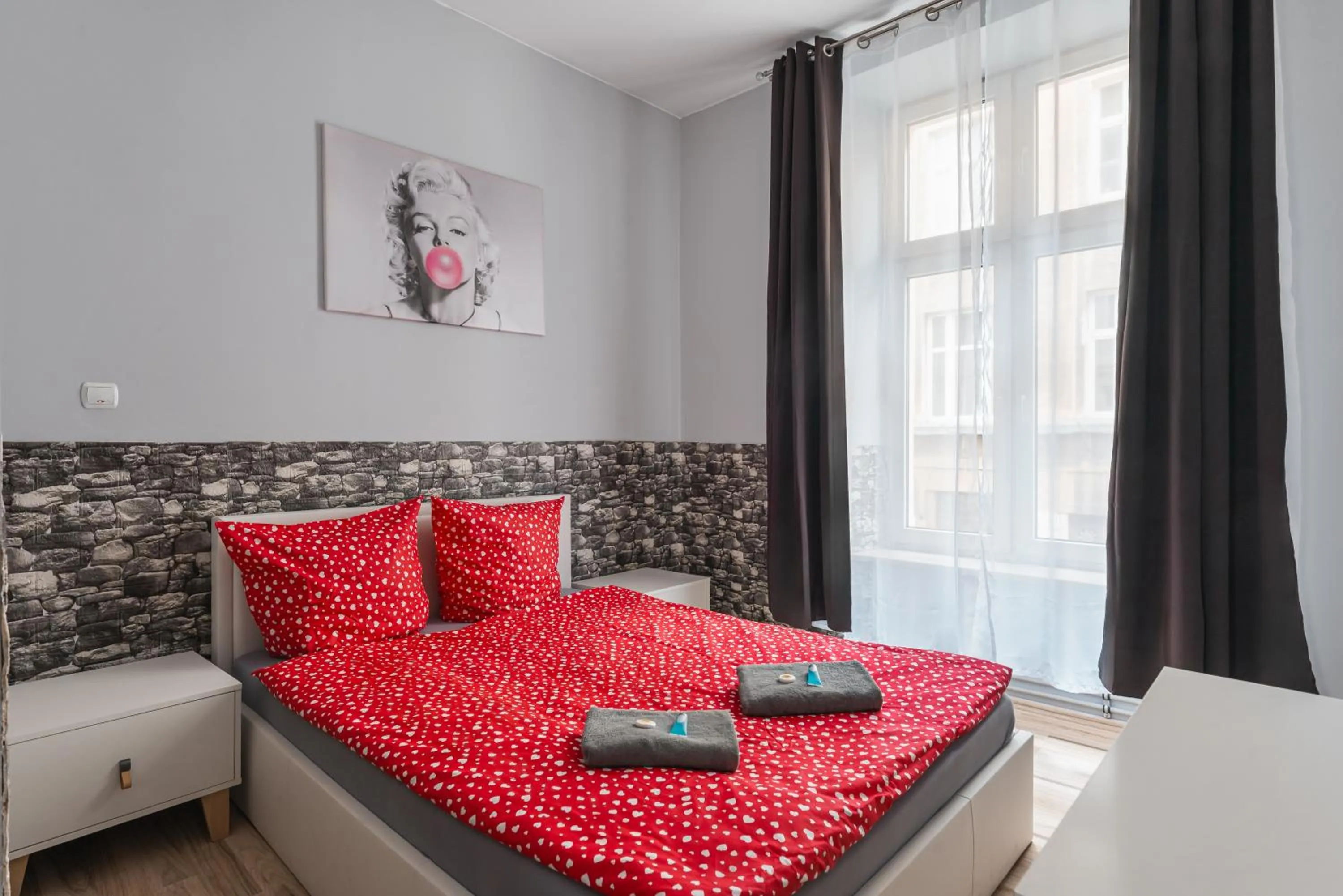 Deluxe Single Room in 70s Hostel