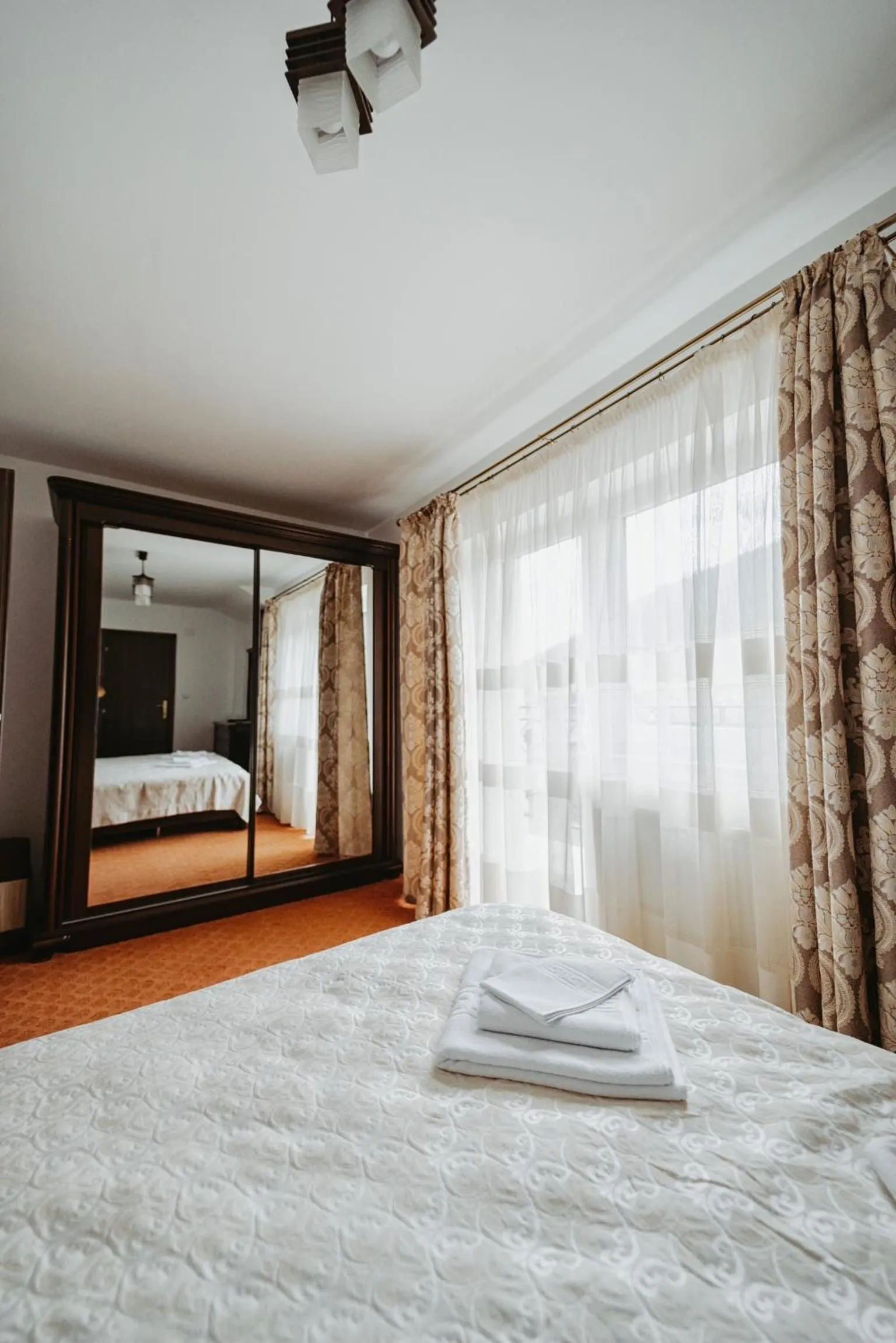 Deluxe Double Room with Balcony - single occupancy in Complex Turistic Constantin Bucovina