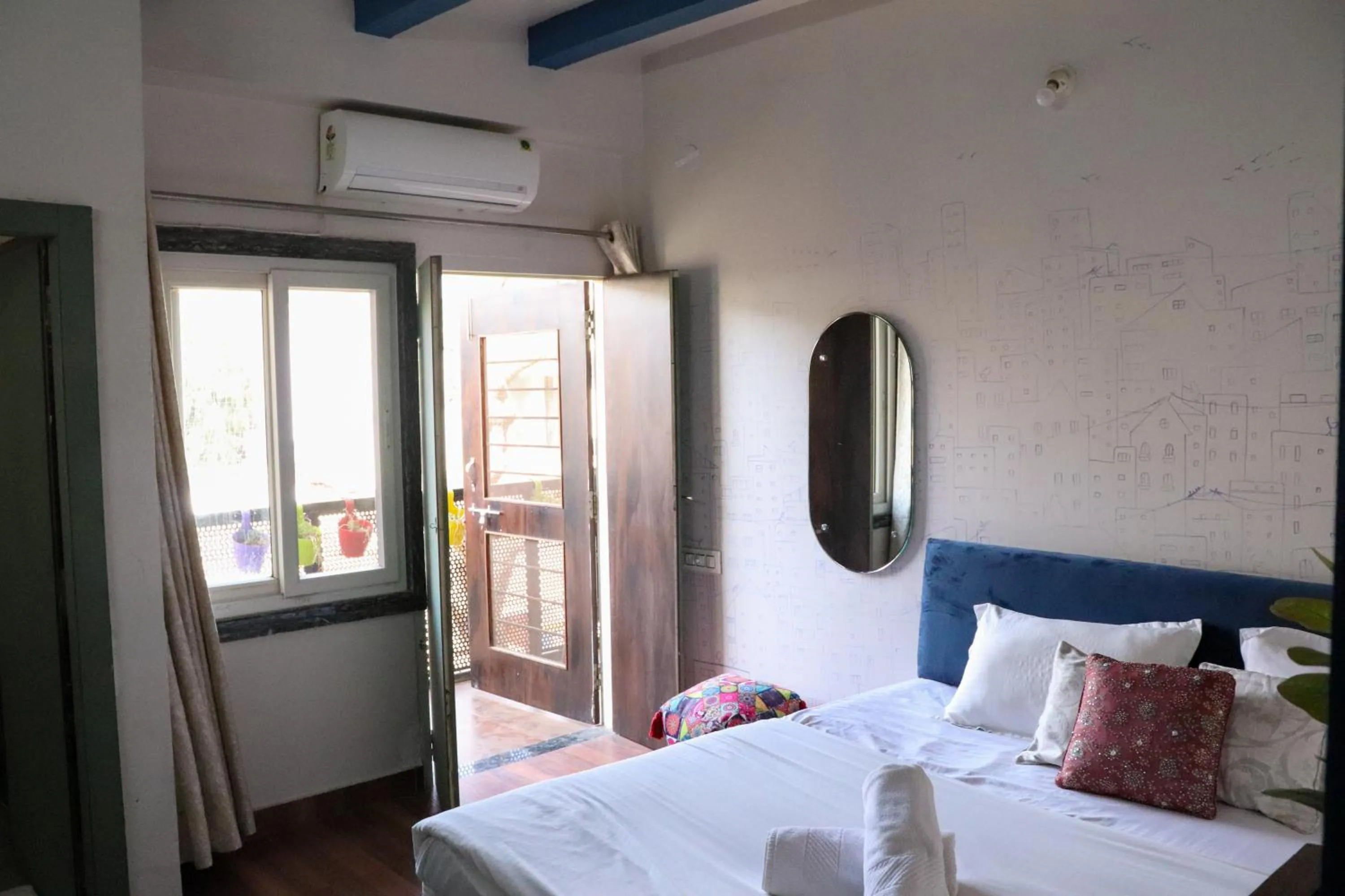 Double Room with Balcony in Blue Door