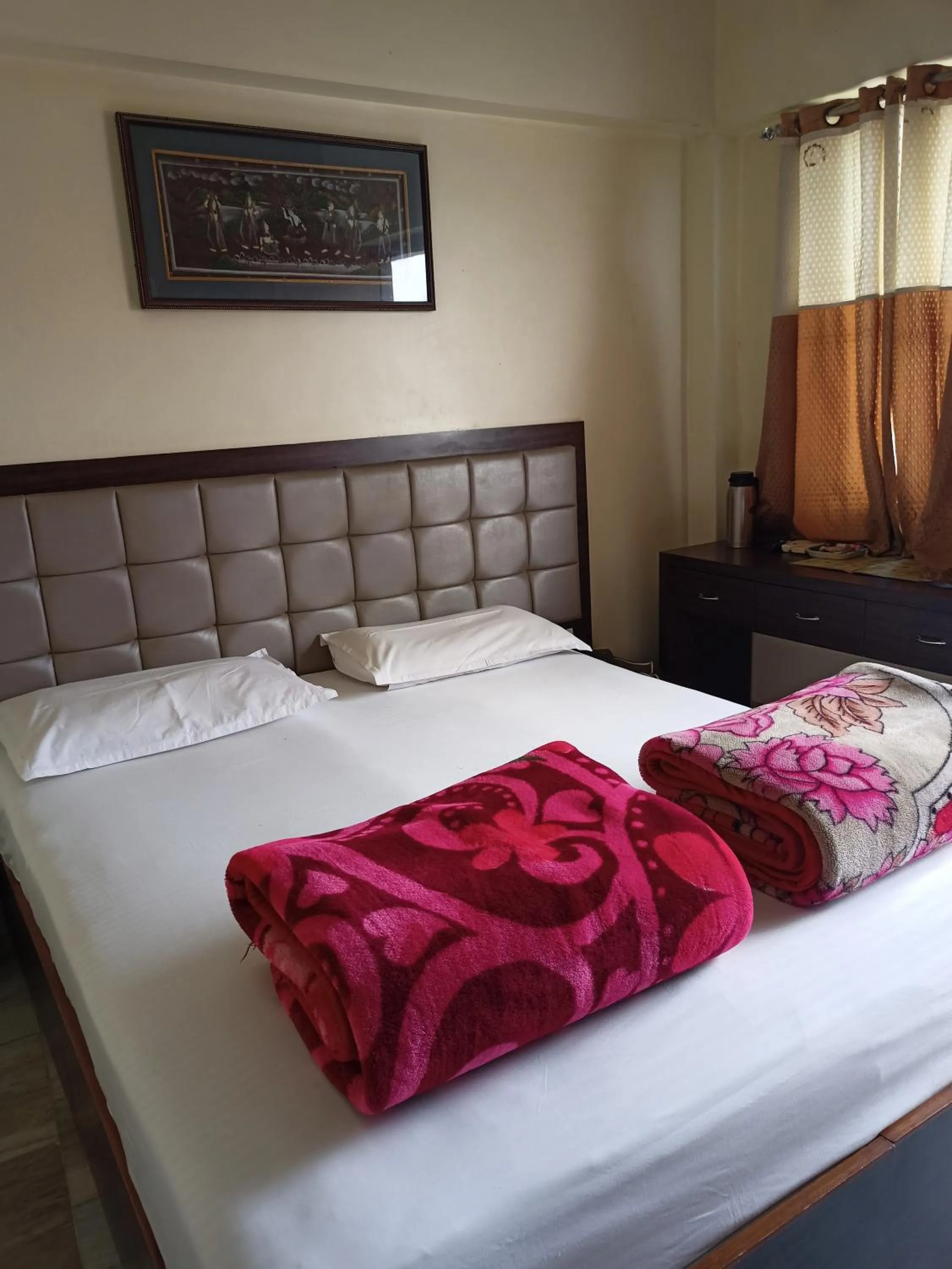 Standard Double Room (Includes Ganga Aarti and Darshan assistance to Kashi Vishwanath Temple) in Hotel Alka