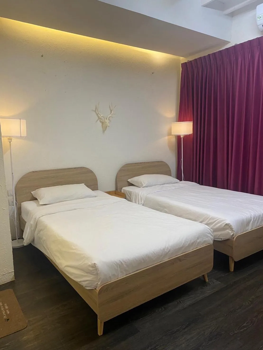 Standard Twin Room in Durian Family