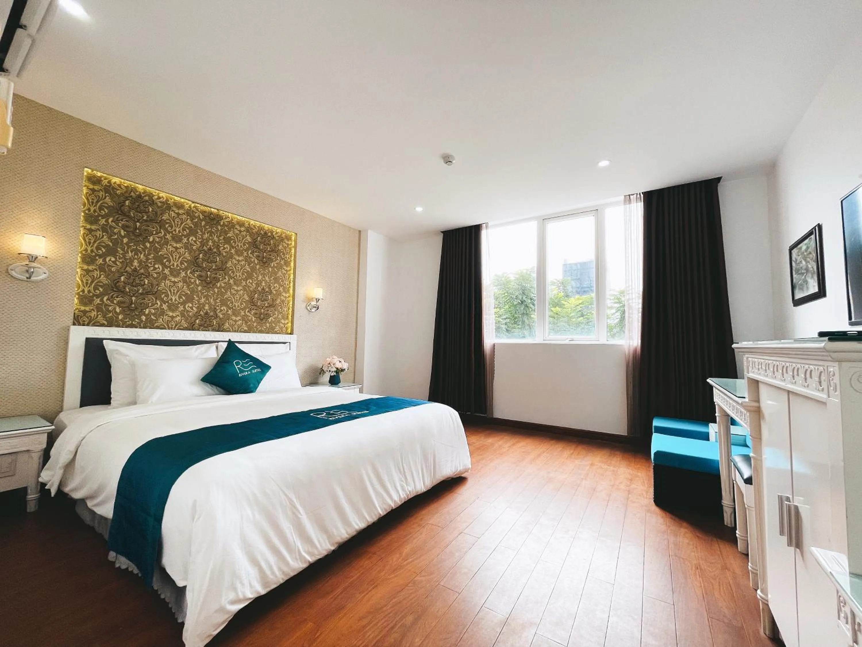 Deluxe Double Room in Rivera Boutique Hotel