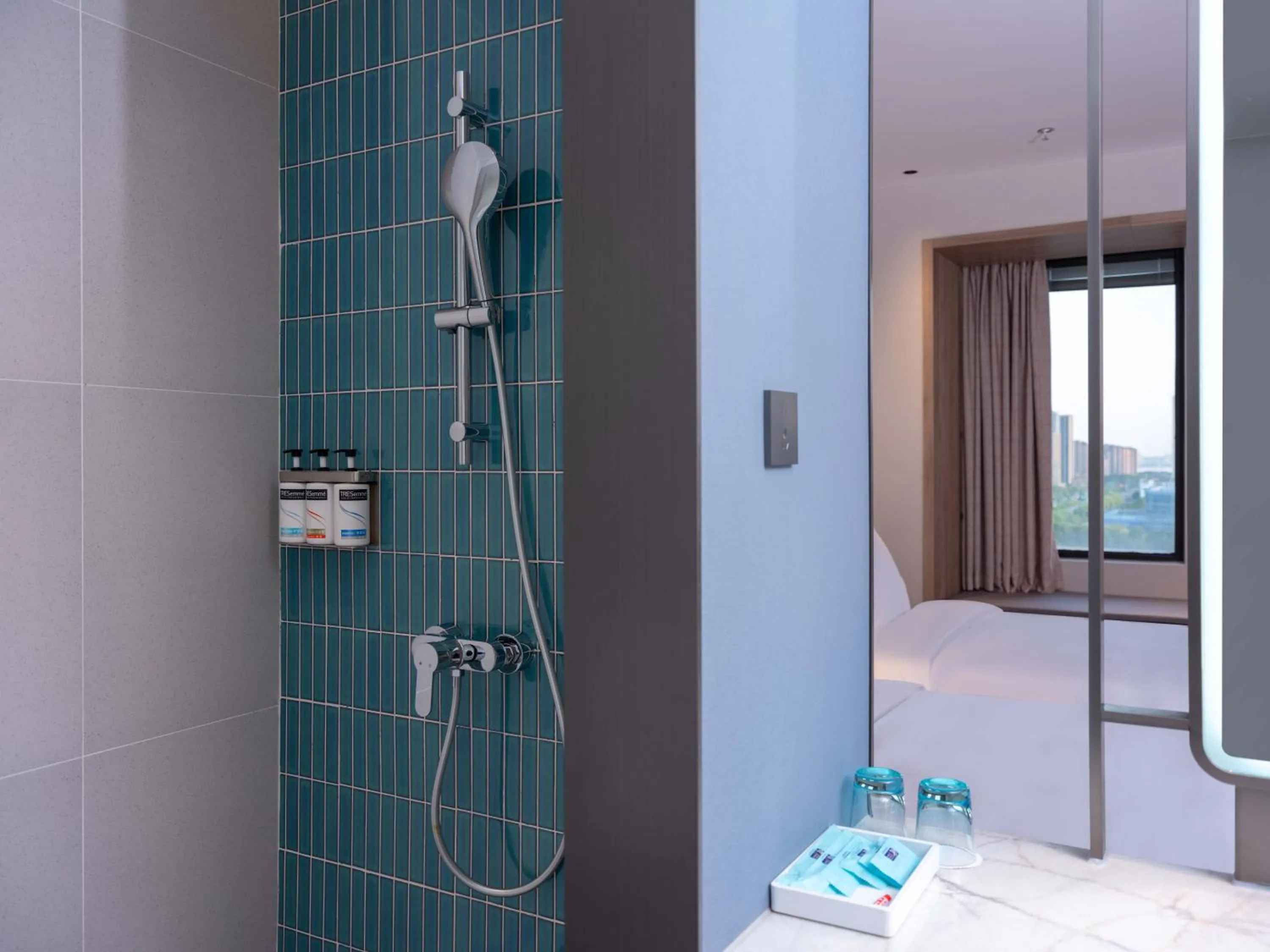 Standard Twin Room in Holiday Inn Express Suzhou Shihu University Town