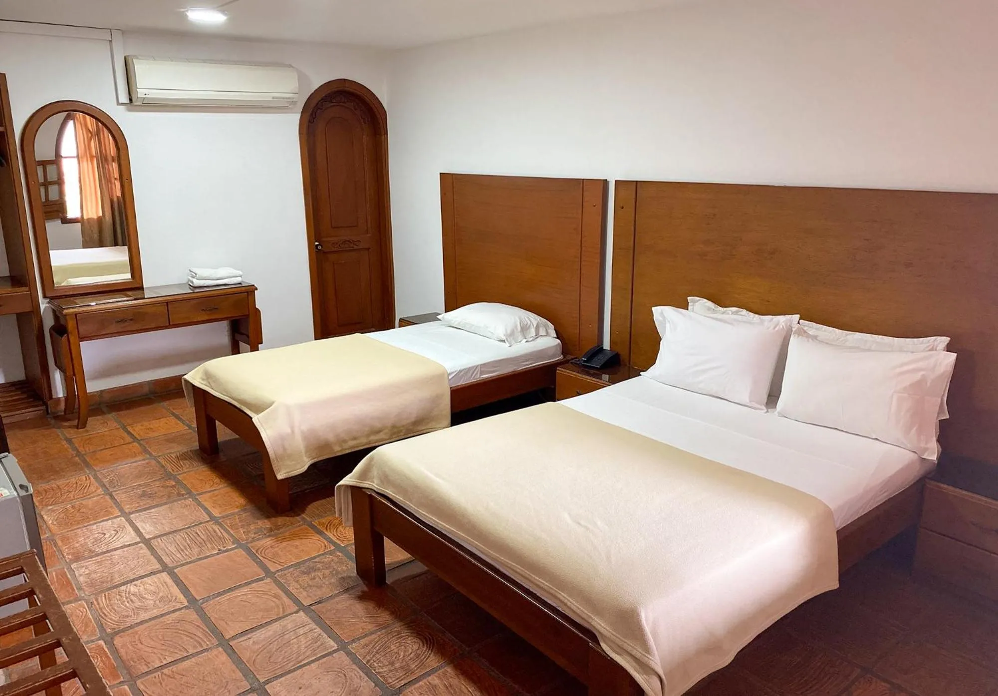Triple Room in Hotel Zaraya