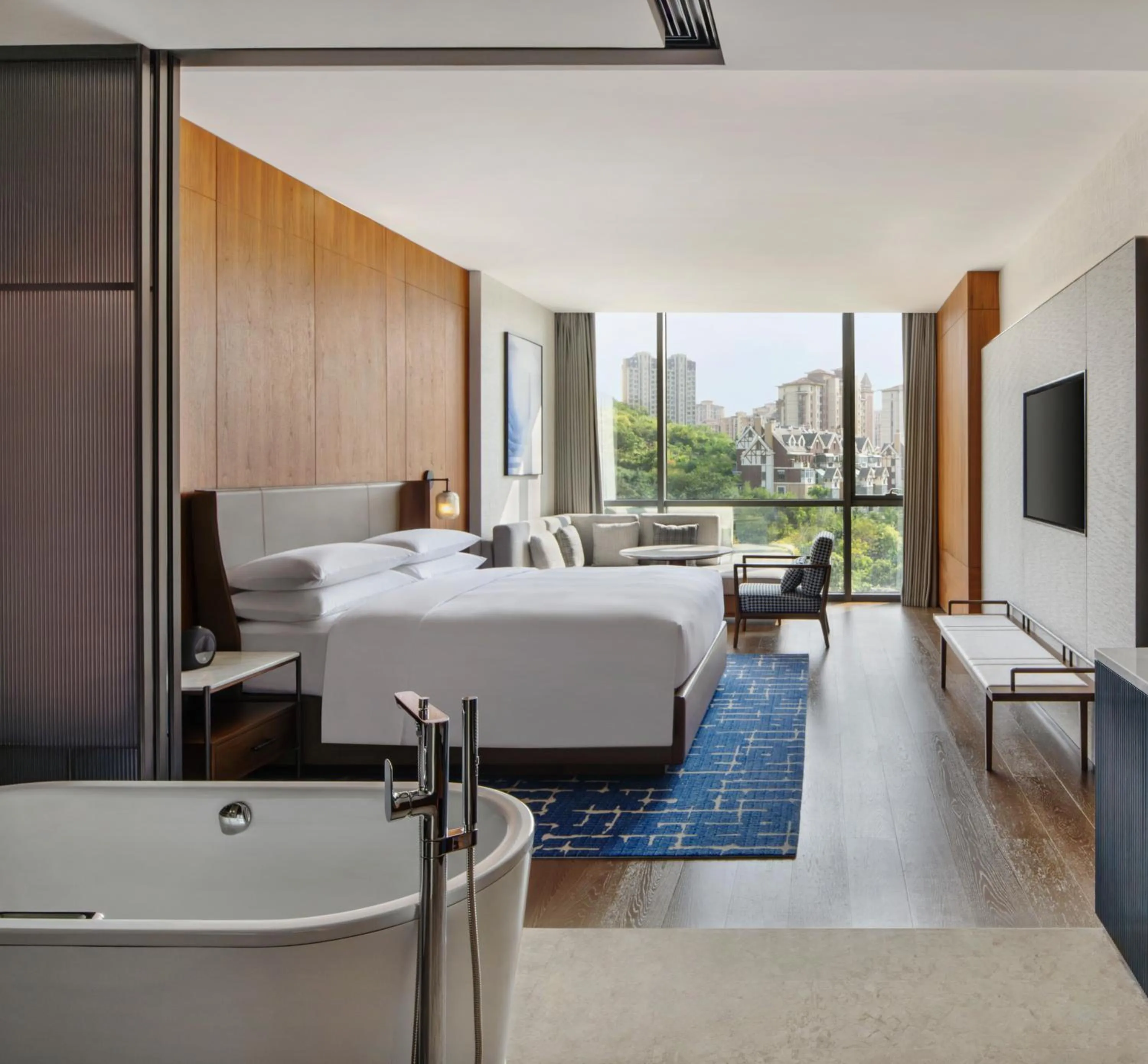 Premium King Room with Garden View in Sheraton Xuzhou