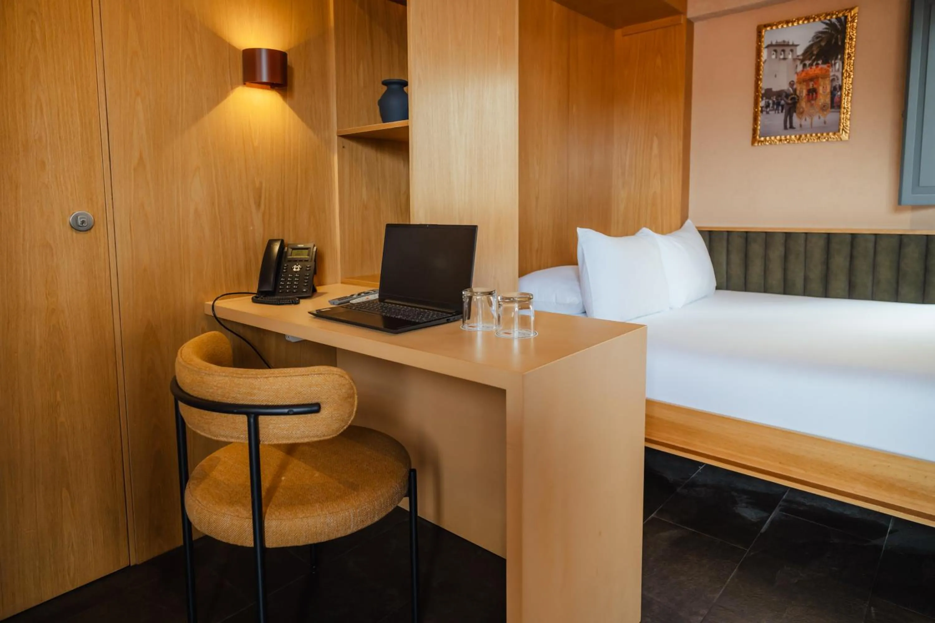 Flex Room with One Queen Wall Bed in Motto By Hilton Cusco