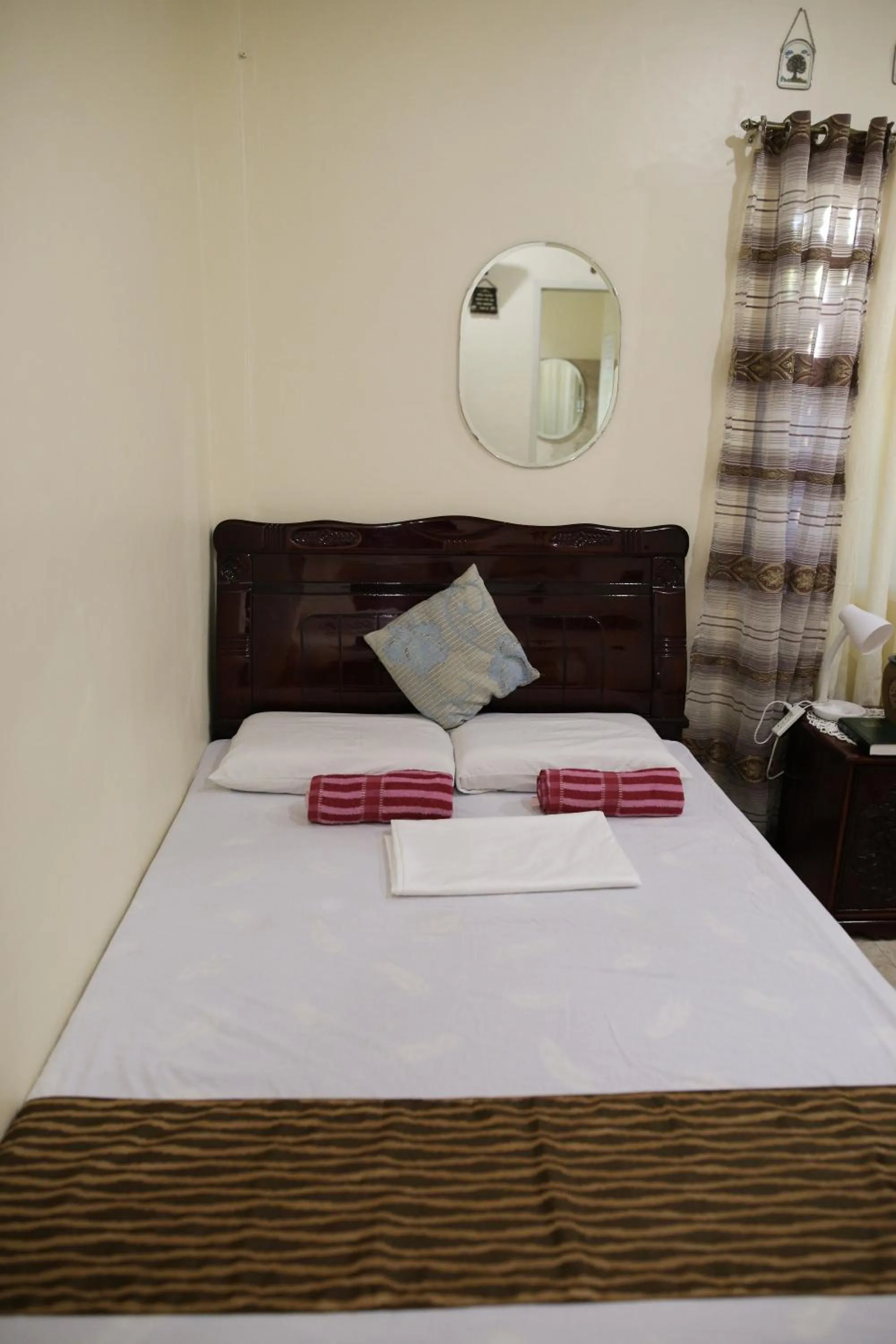 Budget Double Room in Sascha's Resort Oslob