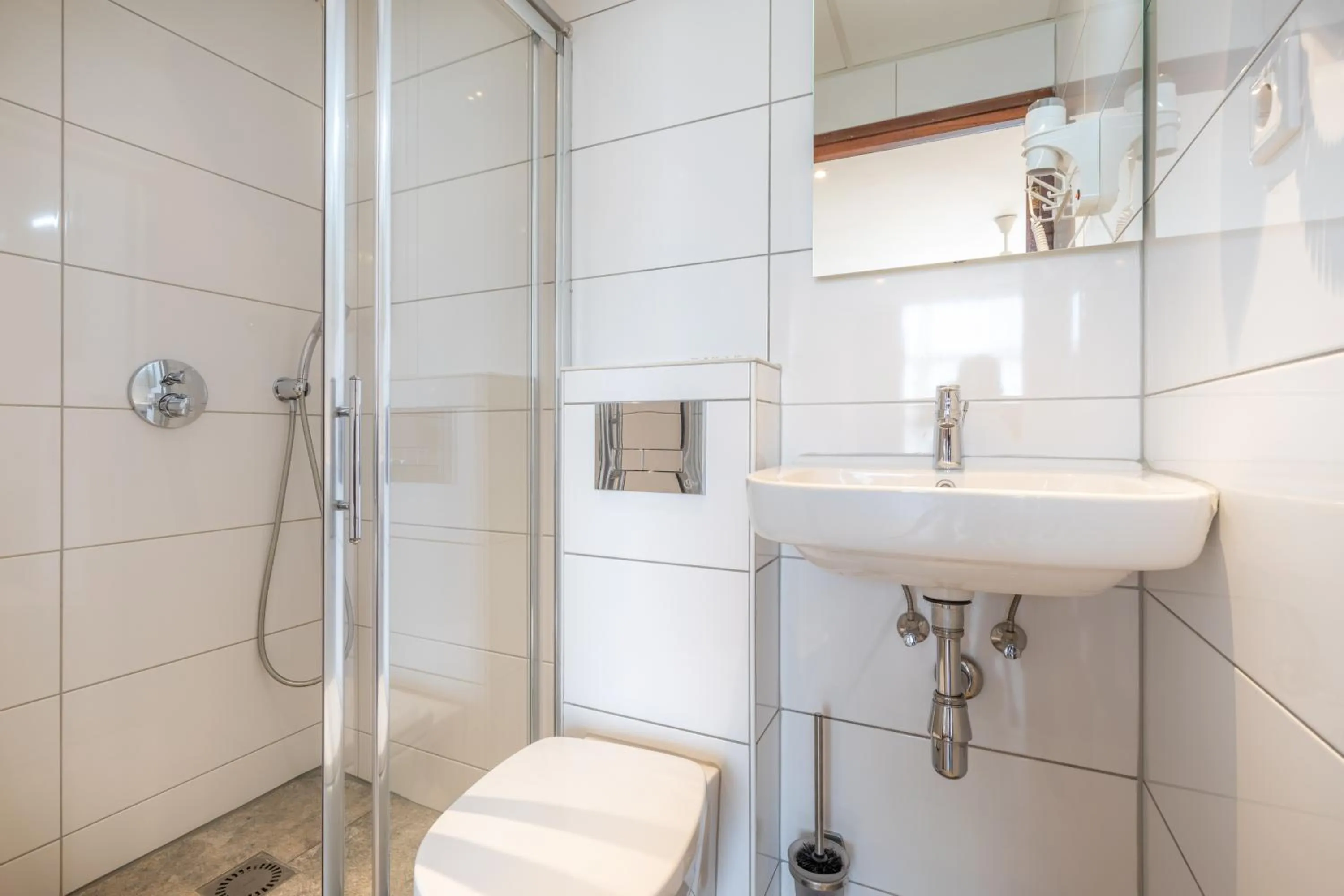 Standard Single Room in Boutique Hotel Milano Rotterdam-Centre