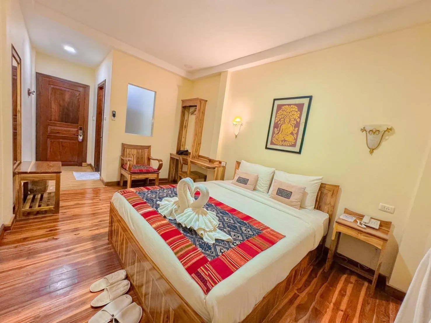 Superior Double Room in Luang Phasouk Hotel