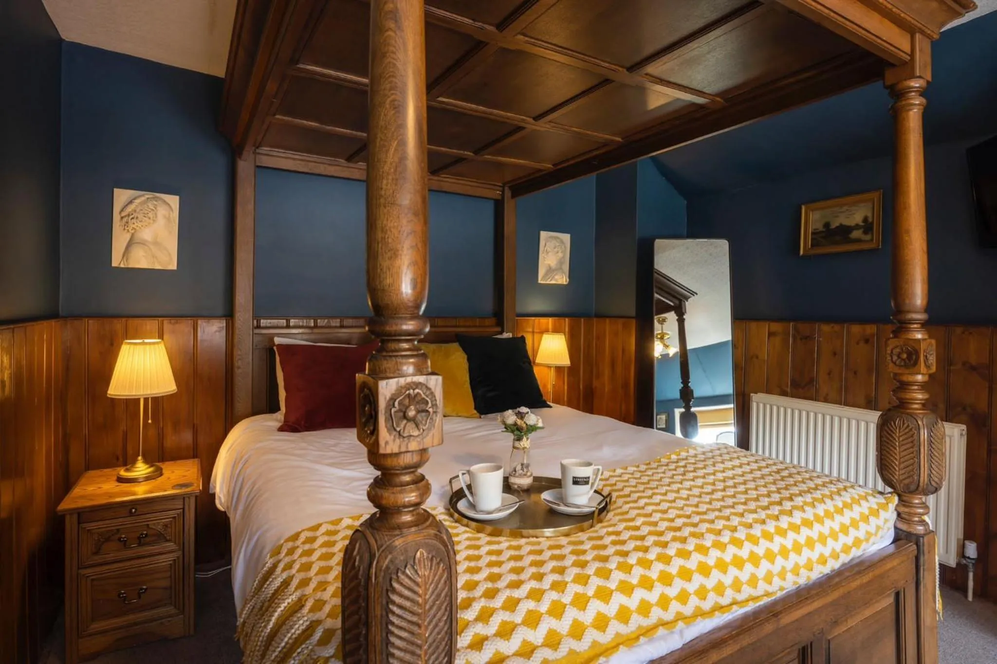 Superior Double Room in The Swan Inn