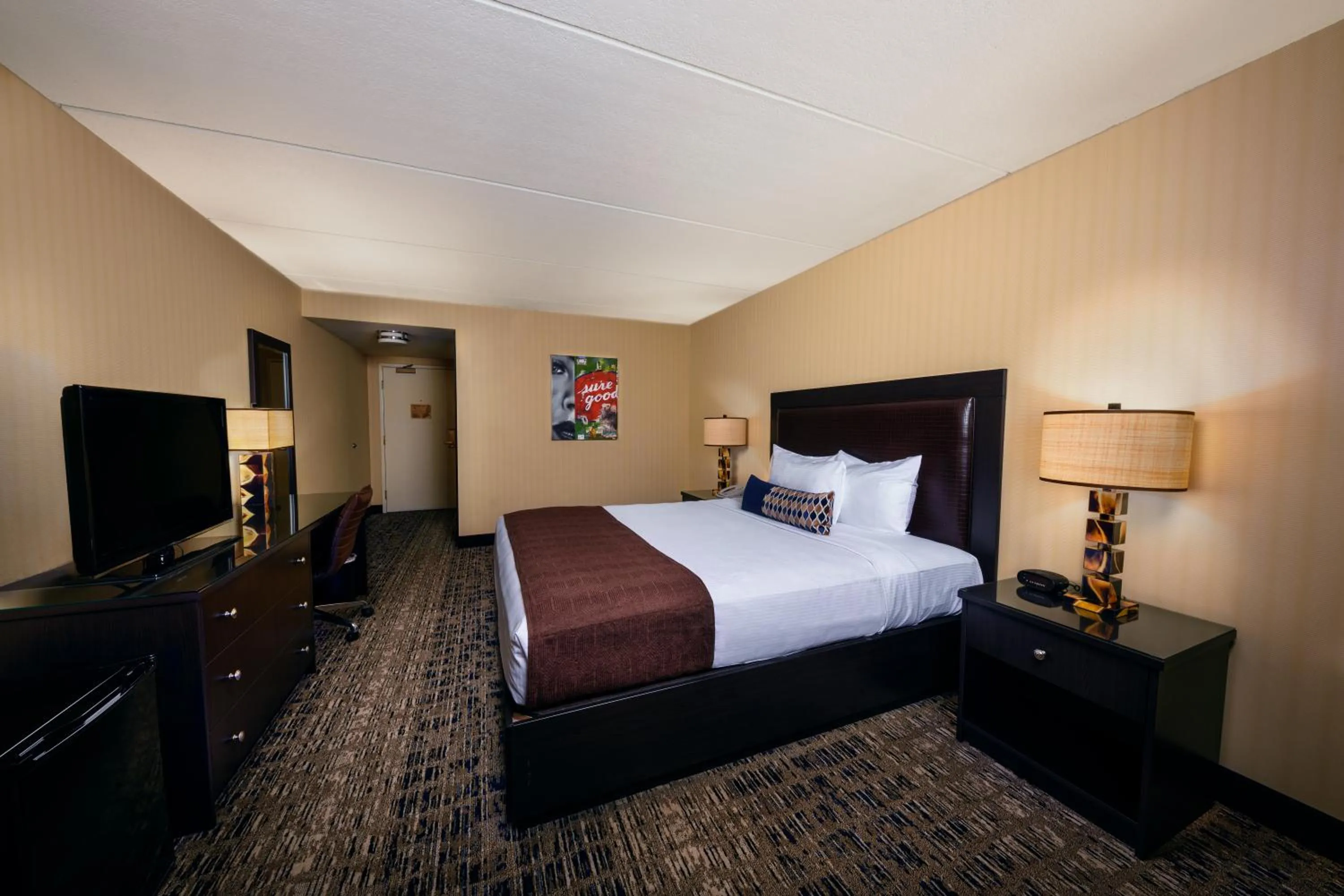 Deluxe Room - 1 King Bed in Boulder Station Hotel & Casino