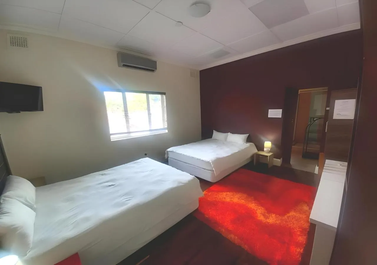 Executive Queen Room with Two Queen Beds in Kzn Park View Guest House