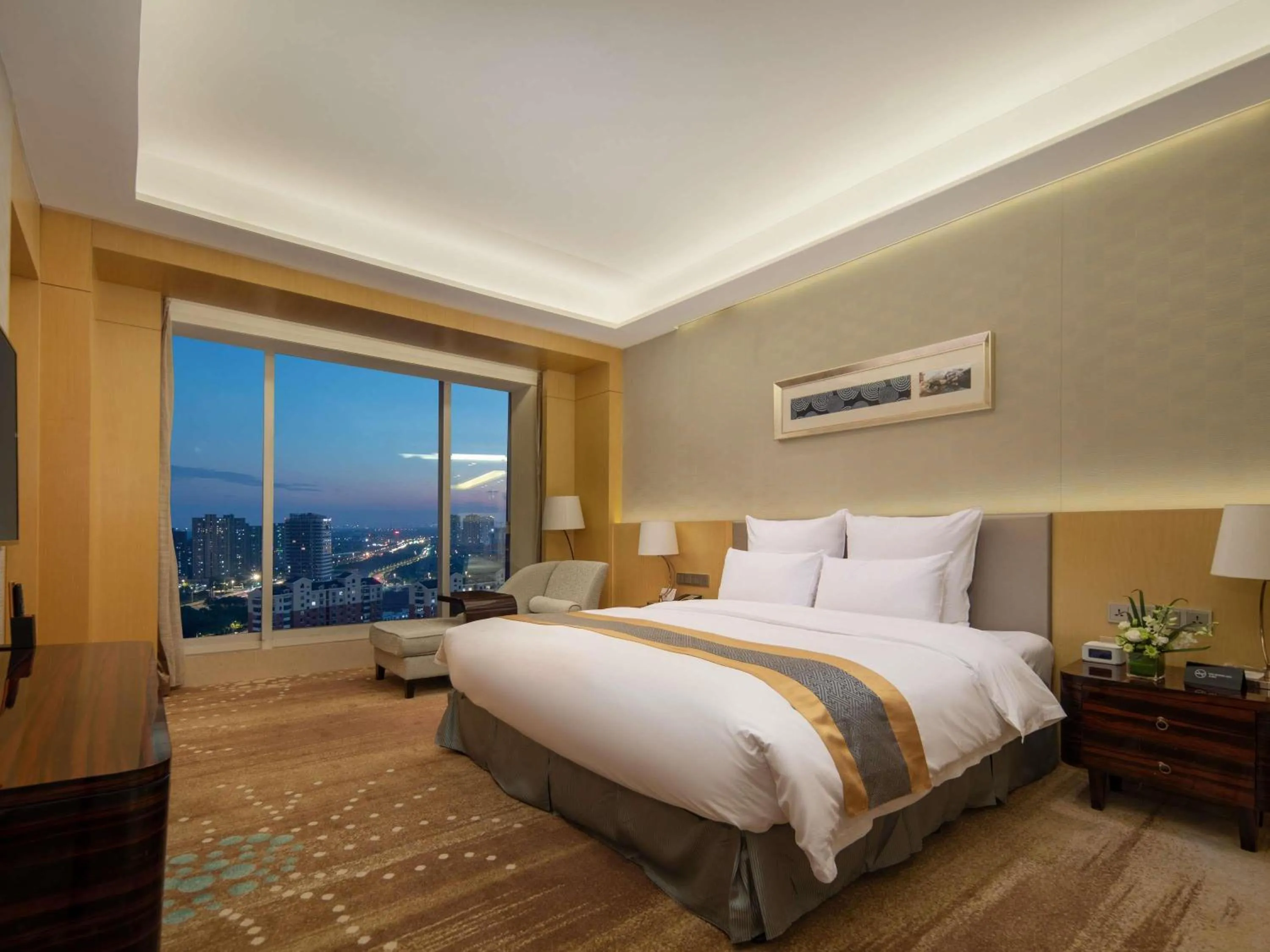 Junior Suite in Pullman Changshu Leeman