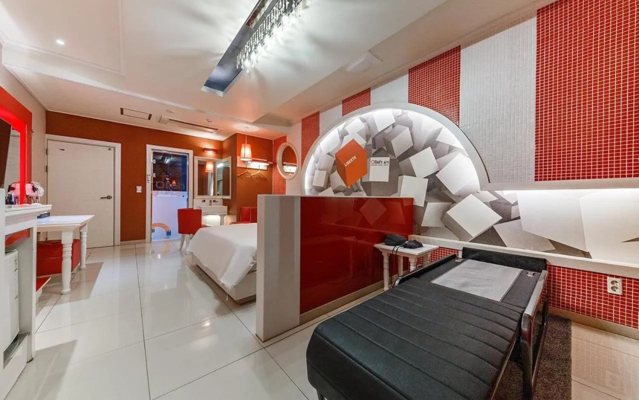 Suite in Olle Business Hotel