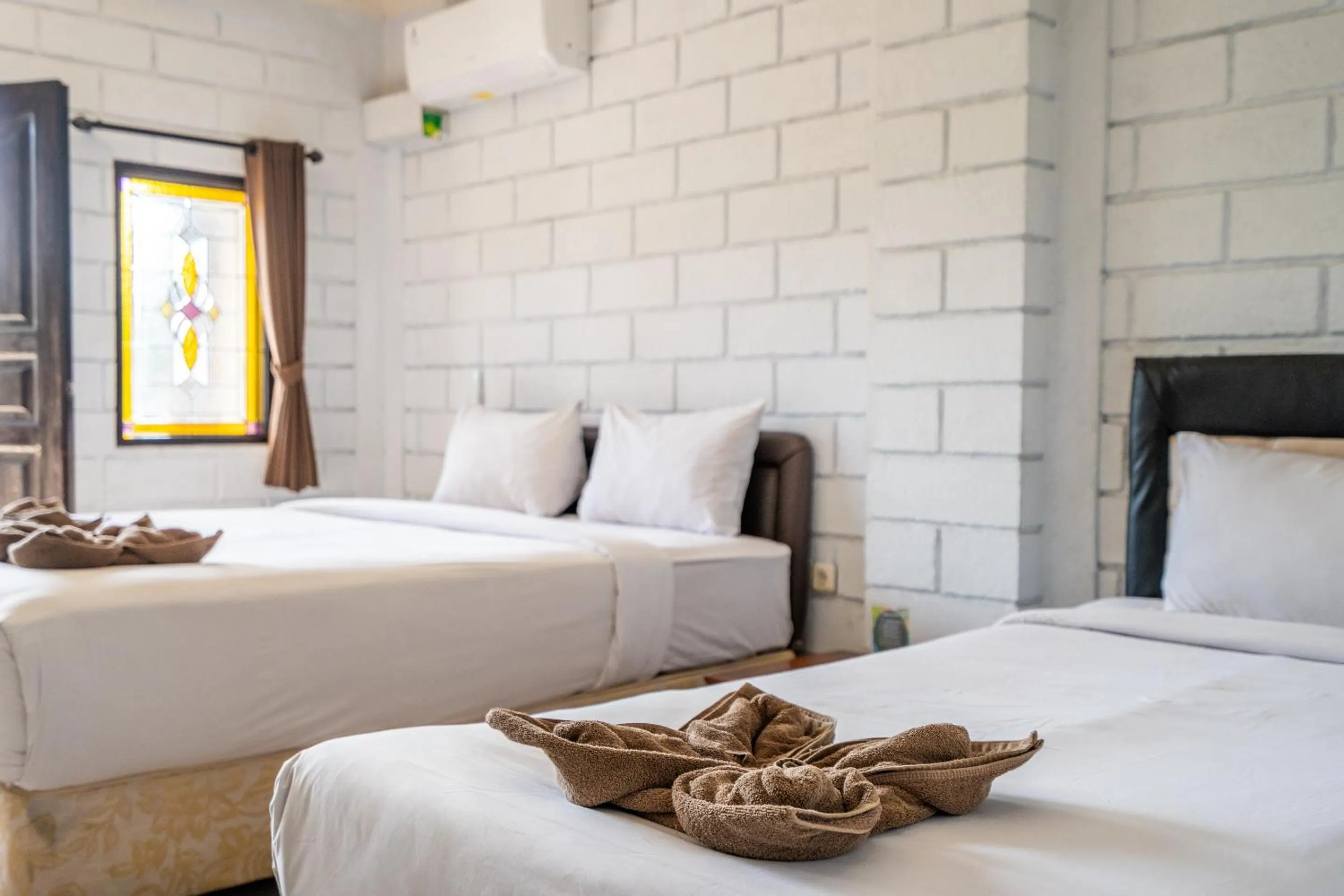 Junior Suite with Balcony in Ammara Legian By Vilarisi - 8 Minute Walk To The Beach