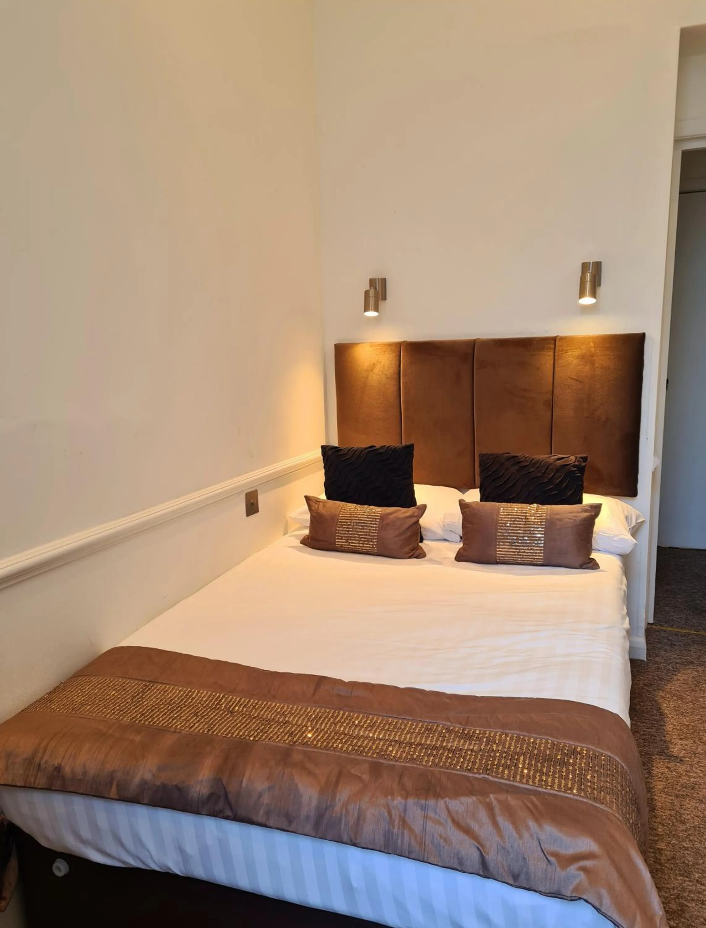 Single Room in Rushmore Hotel