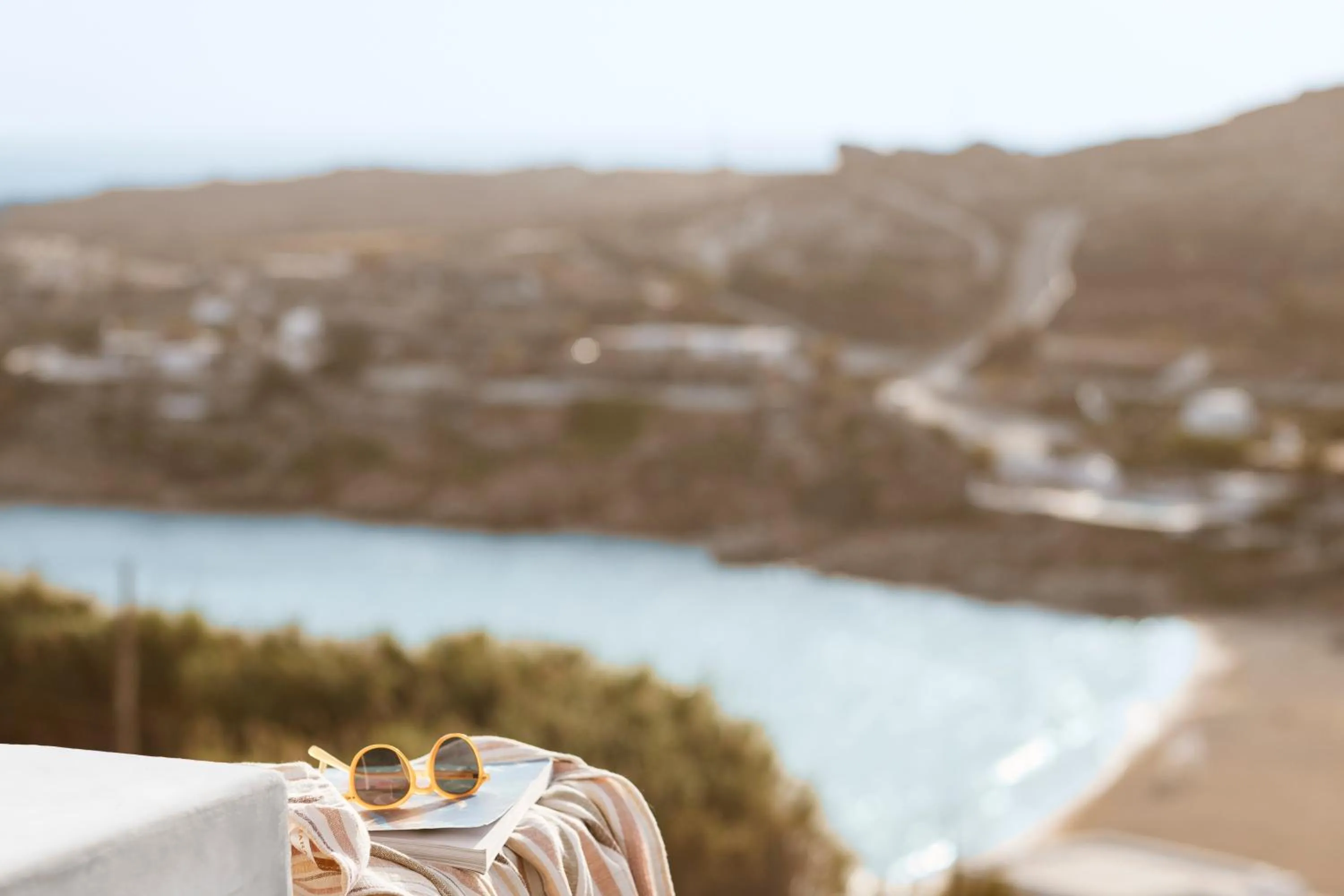 Junior Jetted Tub Suite with Side Sea View in Mykonos Flow - Super Paradise