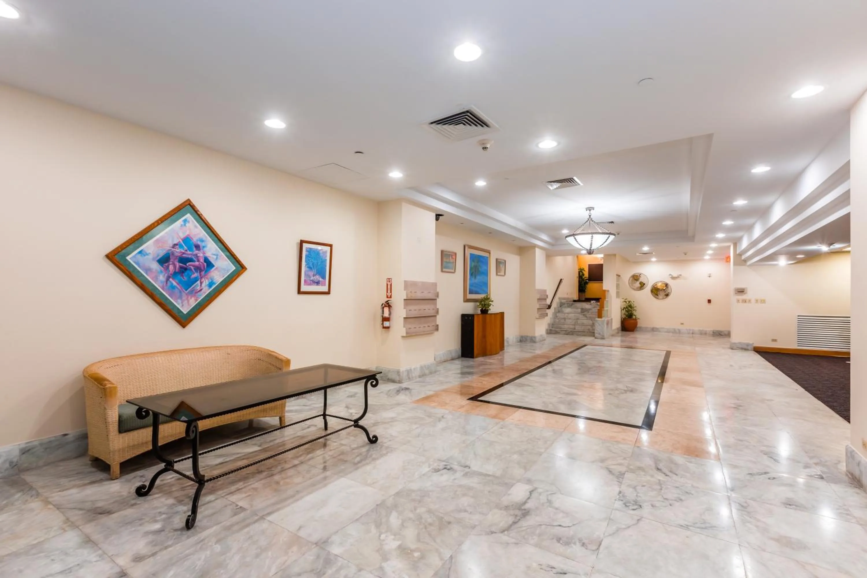 Apartment with Sea View in Alupang Beach Tower