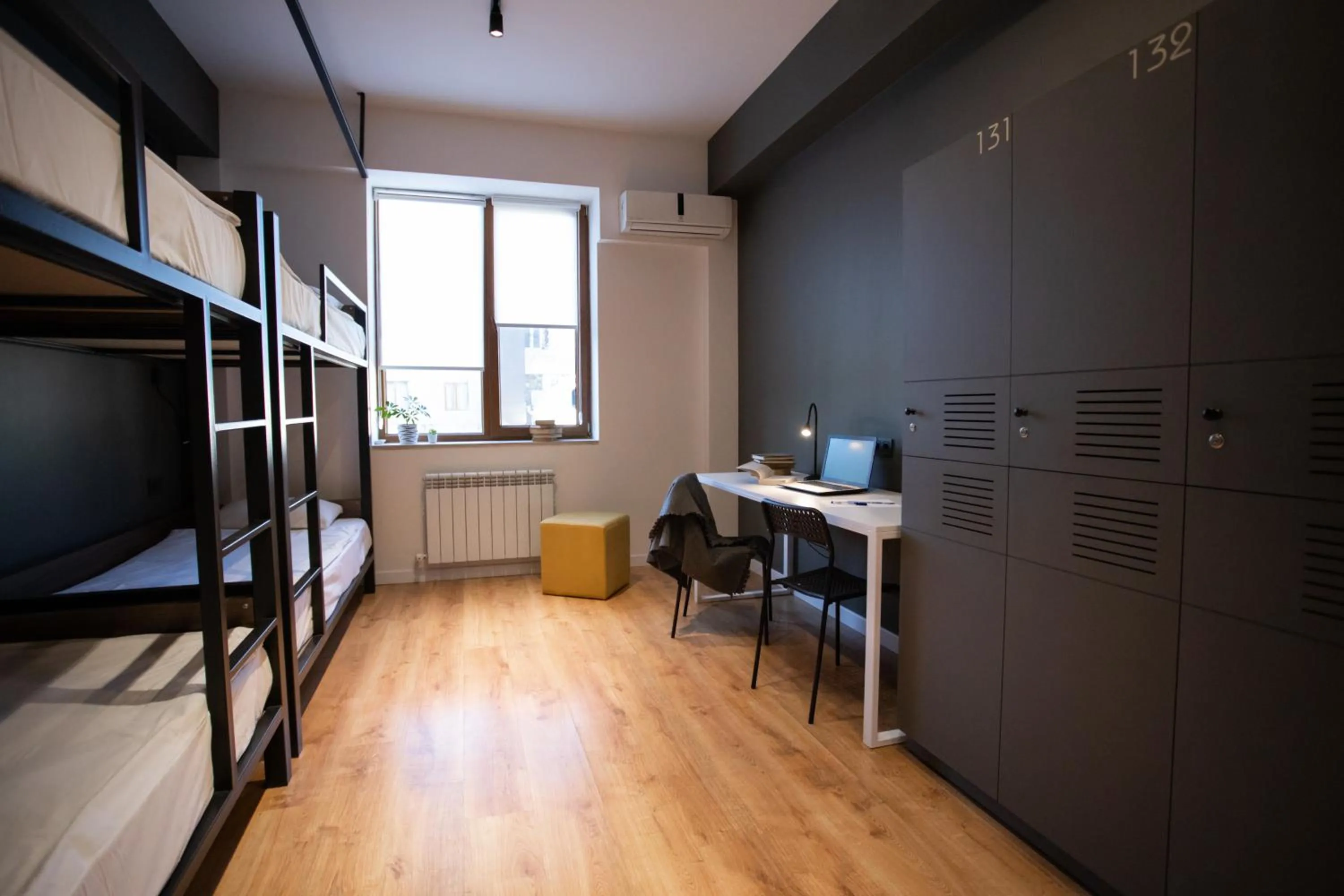 Bed in 4-Bed Dormitory Room in Kantar Hostel