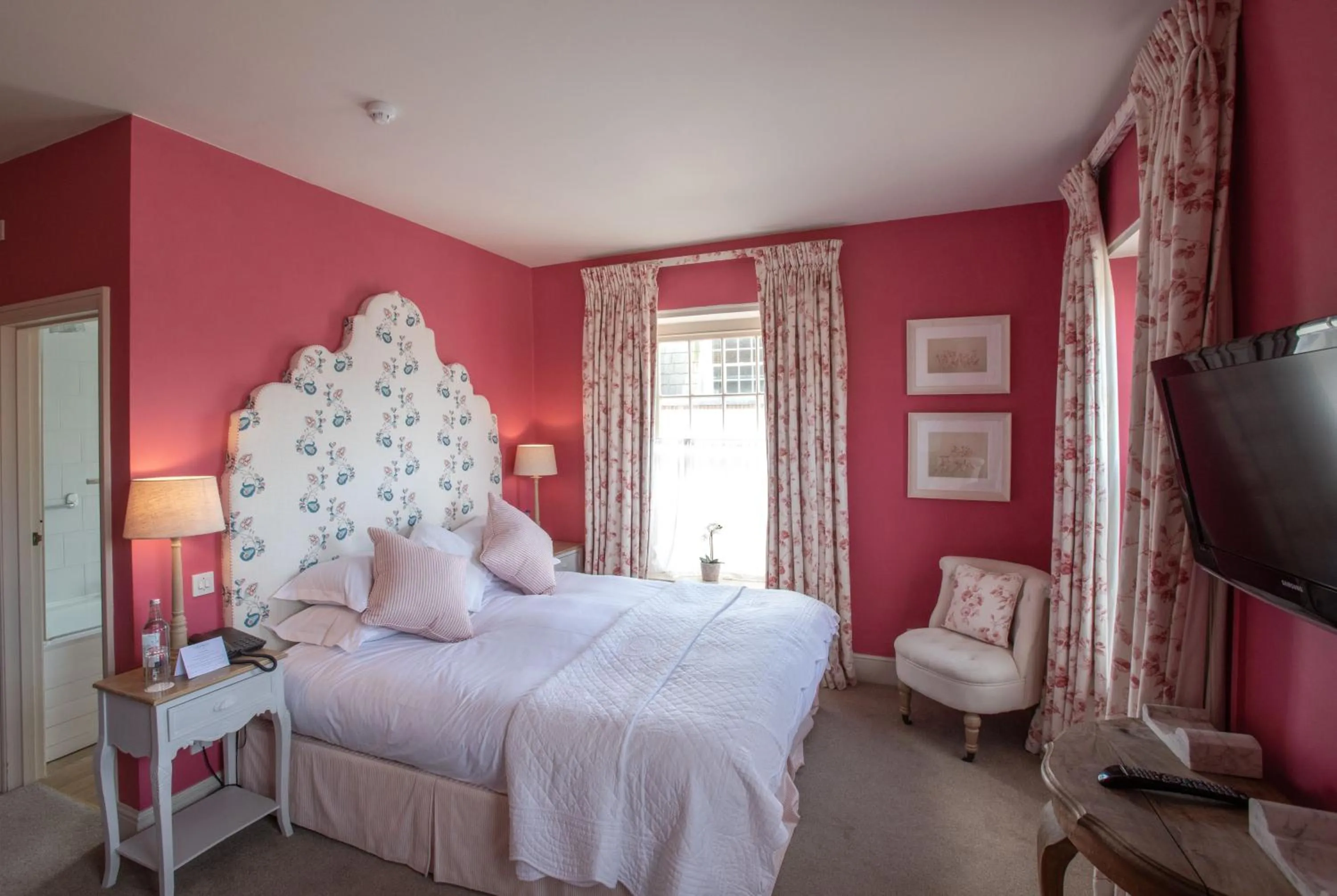 Deluxe Double Room in The George Hotel and Beach Club